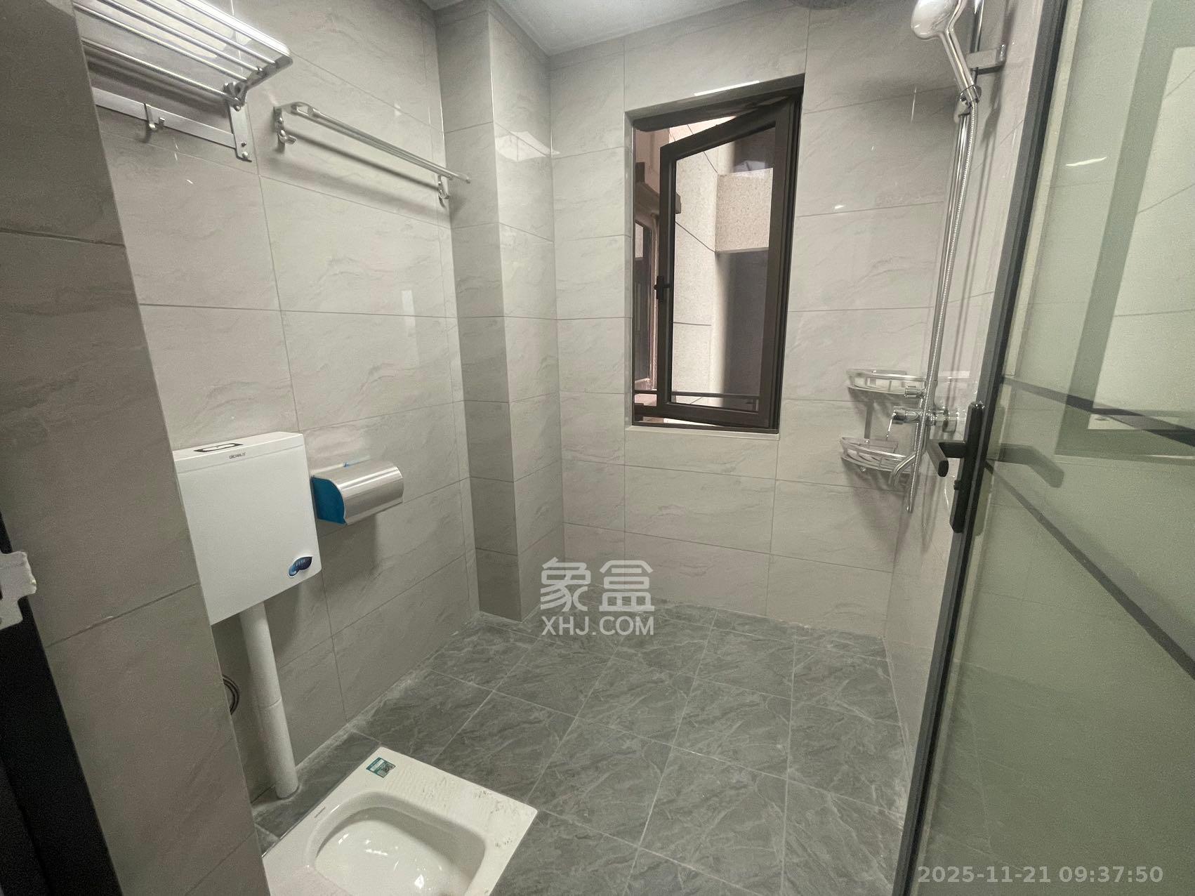 阳光城尚东湾愉景苑 3室2厅1卫 2300.0元/月 阳光城尚东湾愉景苑 3室2厅1卫 2300.0元/月室内图