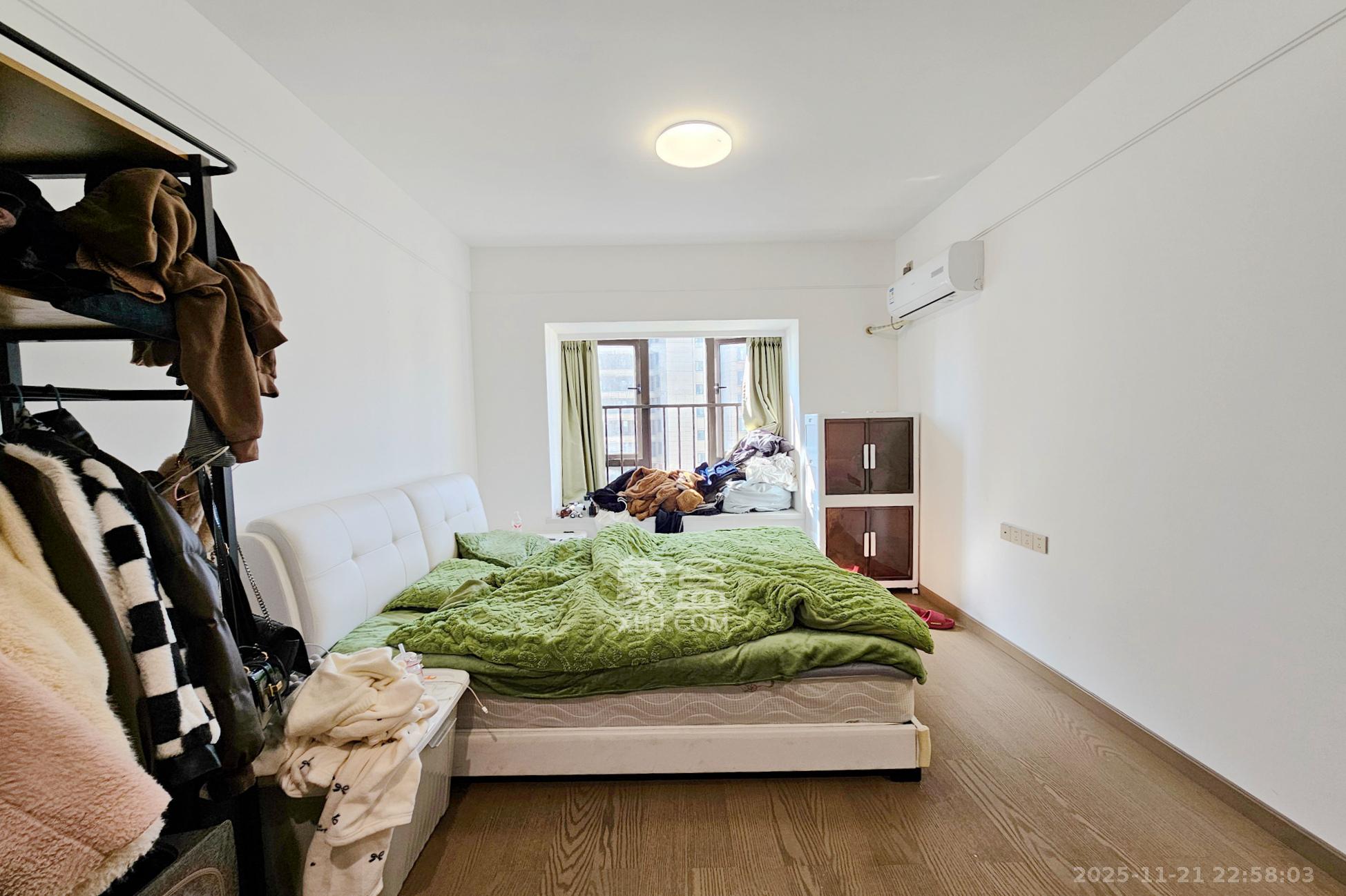 阳光城尚东湾青柠园 3室2厅2卫 105.0万 阳光城尚东湾青柠园 3室2厅2卫 105.0万卧室