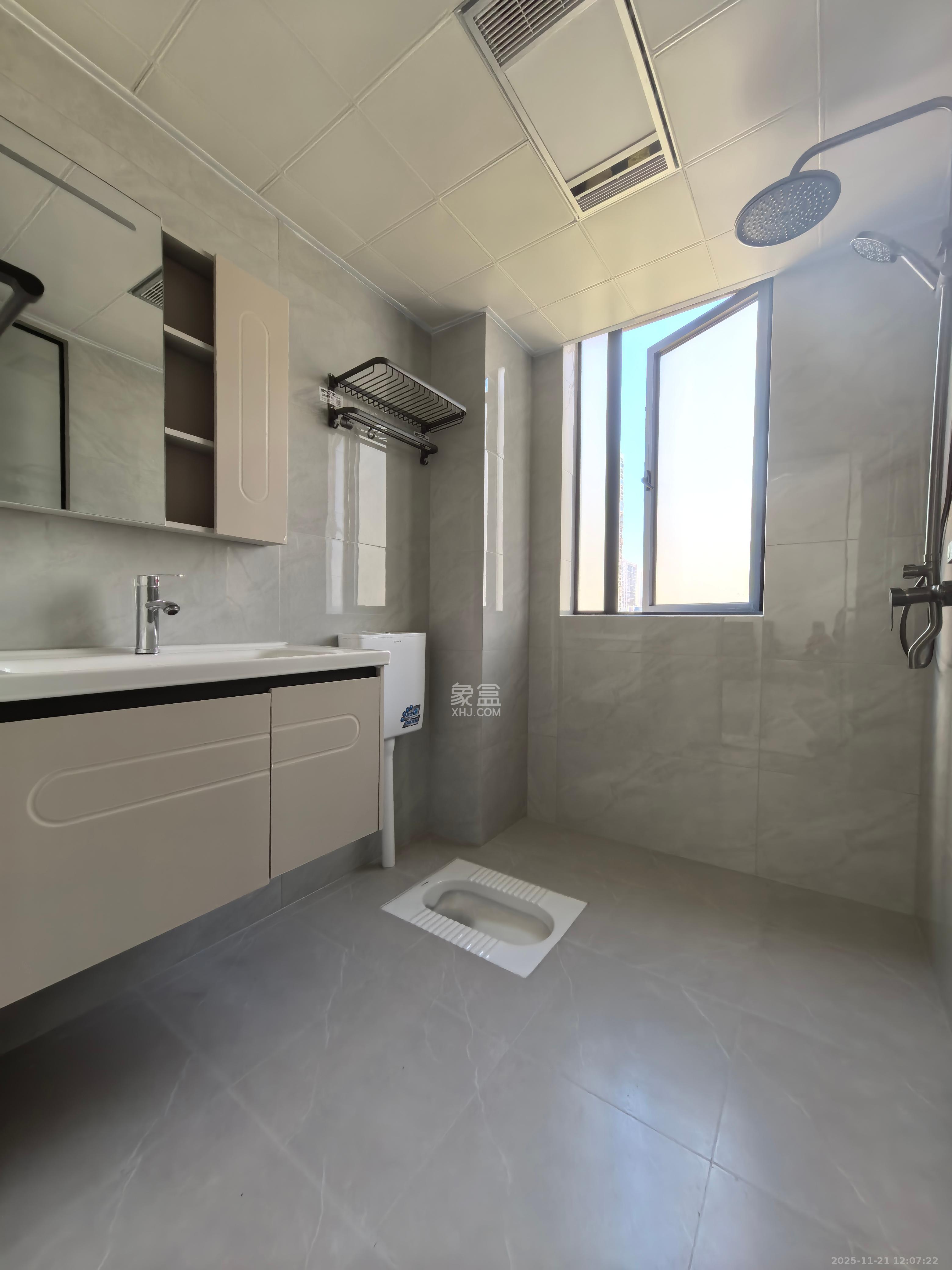 和景家园二期 2室1厅1卫 1900.0元/月 和景家园二期 2室1厅1卫 1900.0元/月室内图