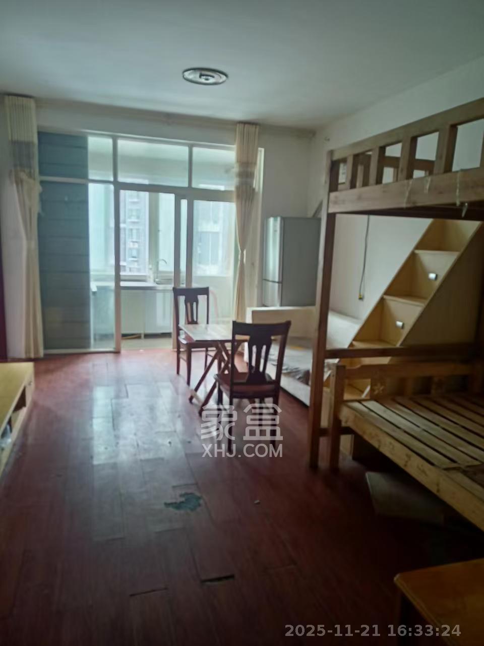 金谷大厦(桐梓坡西路) 1室2厅1卫 1400.0元/月 金谷大厦(桐梓坡西路) 1室2厅1卫 1400.0元/月室内图