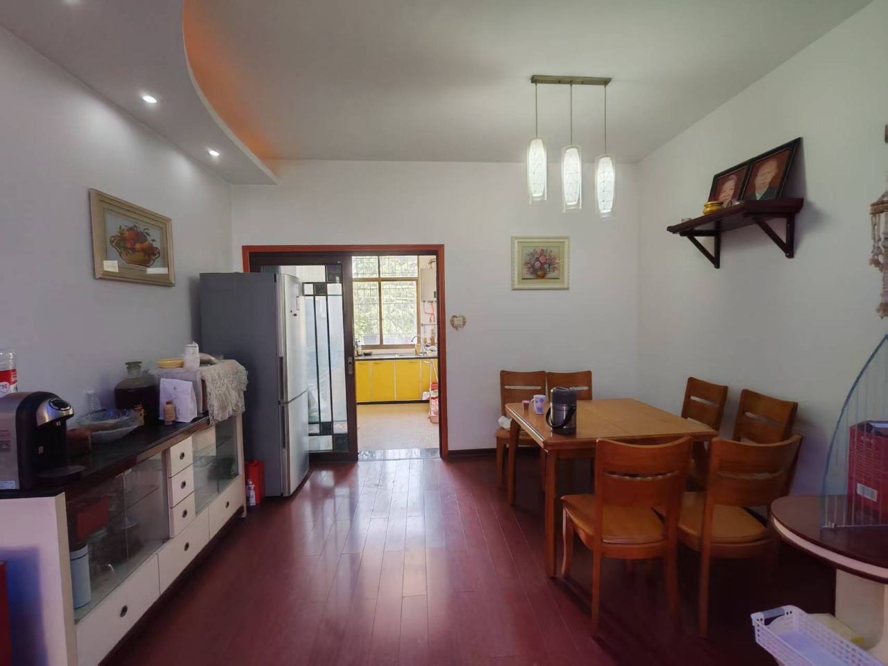 娄星区交通局  4室2厅2卫    68.8万客厅