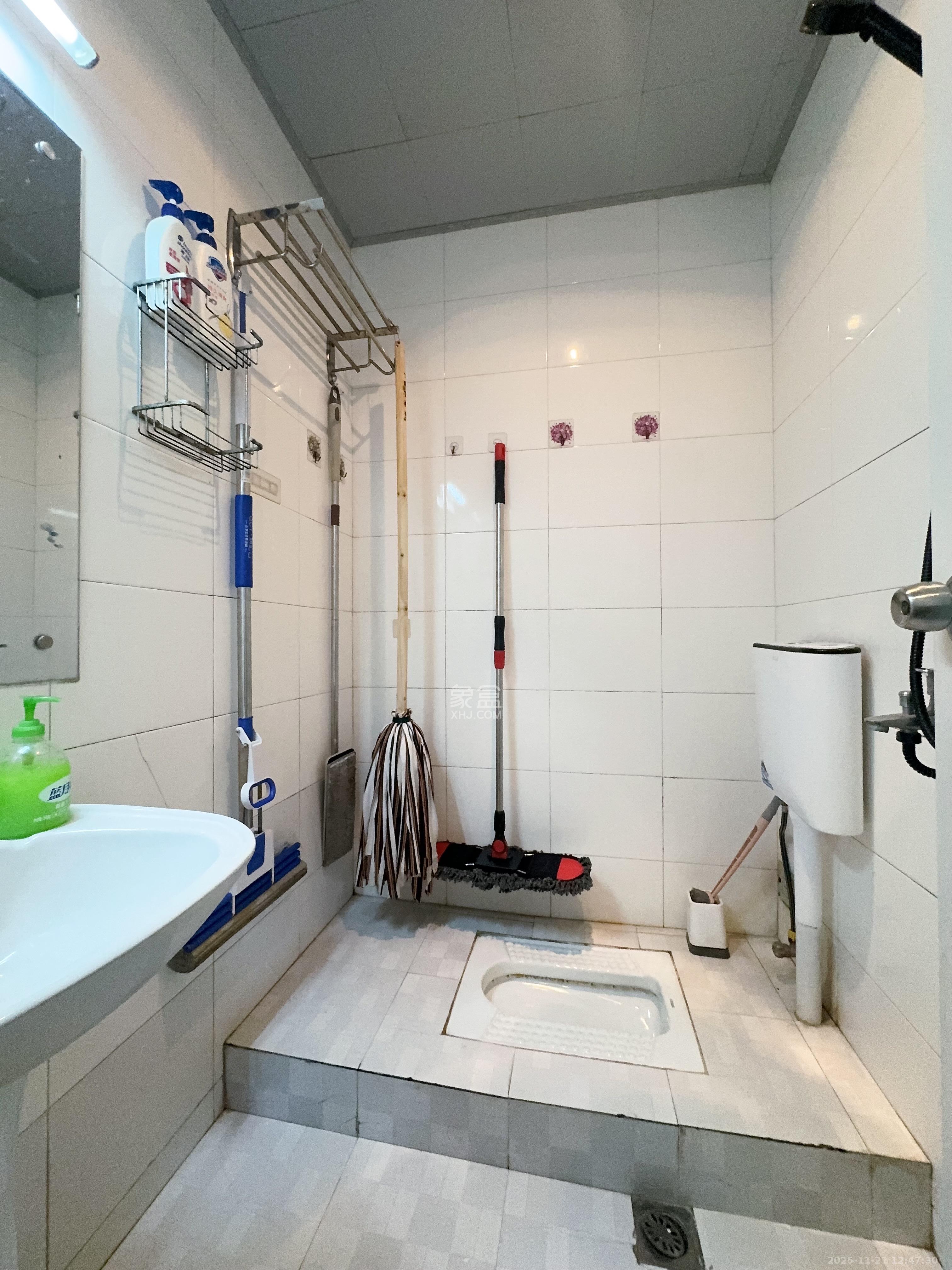 博林金谷  1室1厅1卫    1350.0元/月室内图