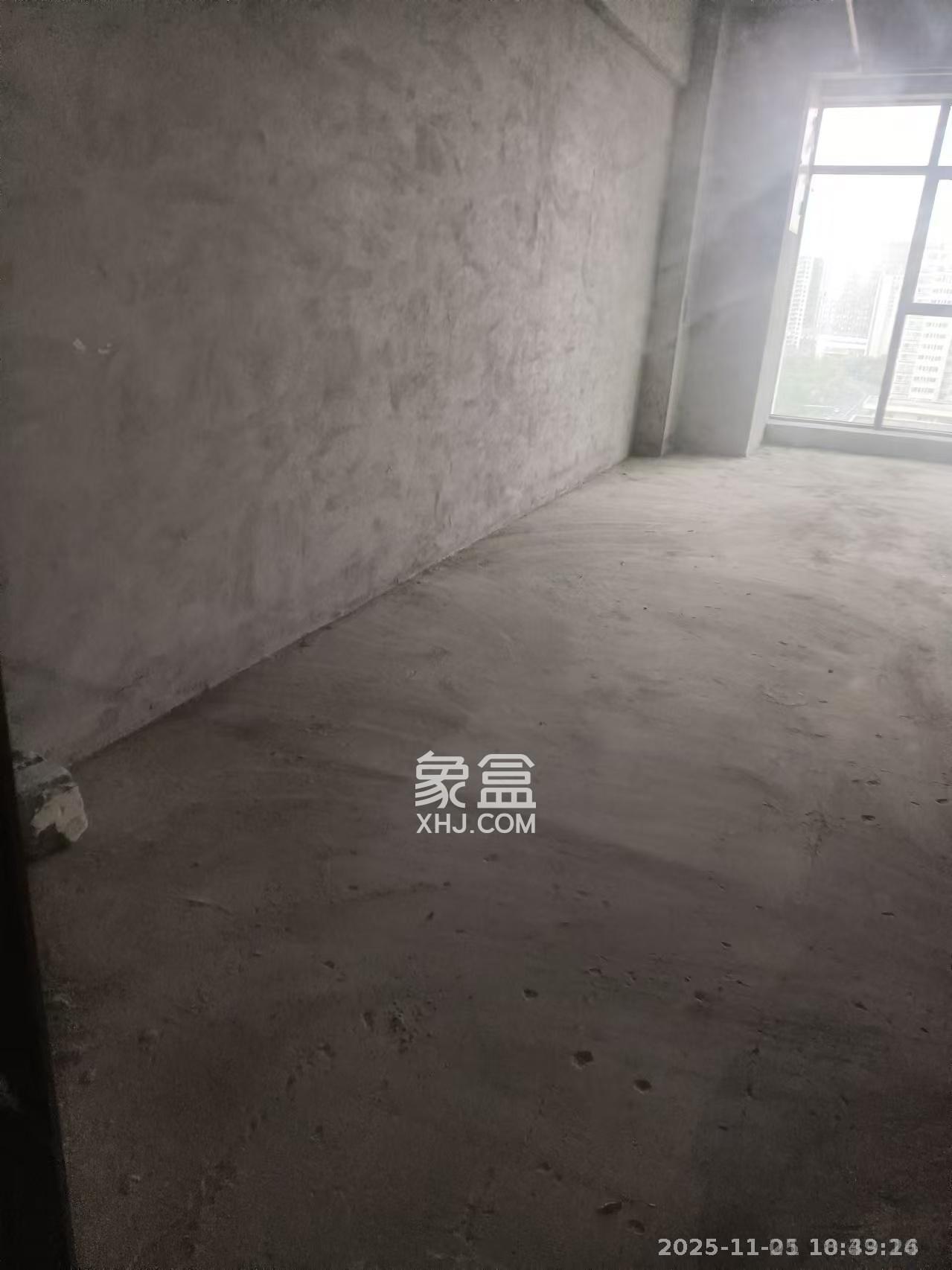 恒大金融广场   90.0㎡      4000.0元/月室内图