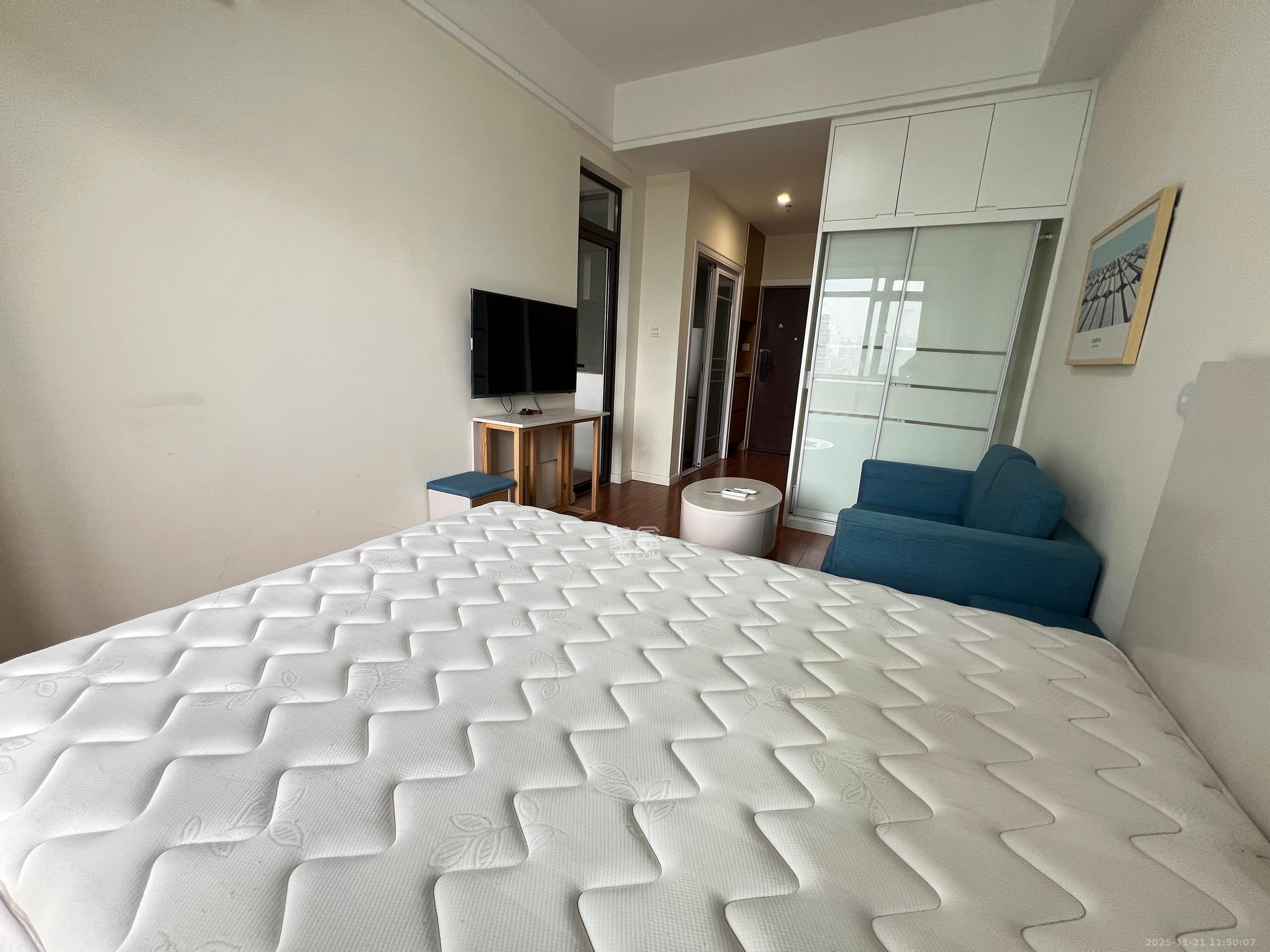 中建信和城  1室1厅1卫    1300.0元/月室内图