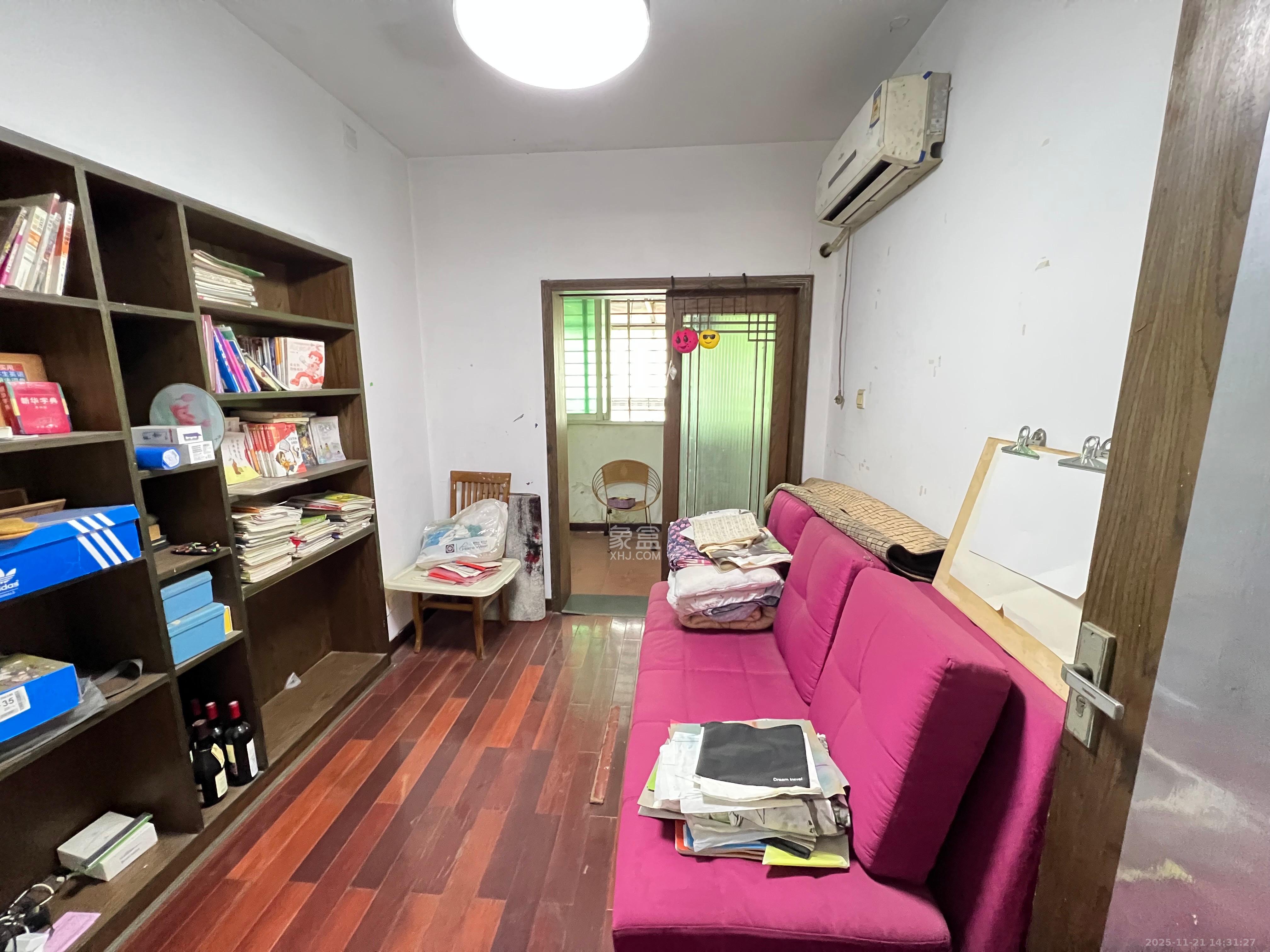 德政园 4室2厅2卫 3800.0元/月 德政园 4室2厅2卫 3800.0元/月室内图