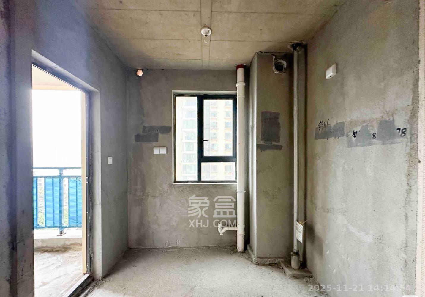 伊景园滨河苑  3室1厅2卫    1000.0元/月