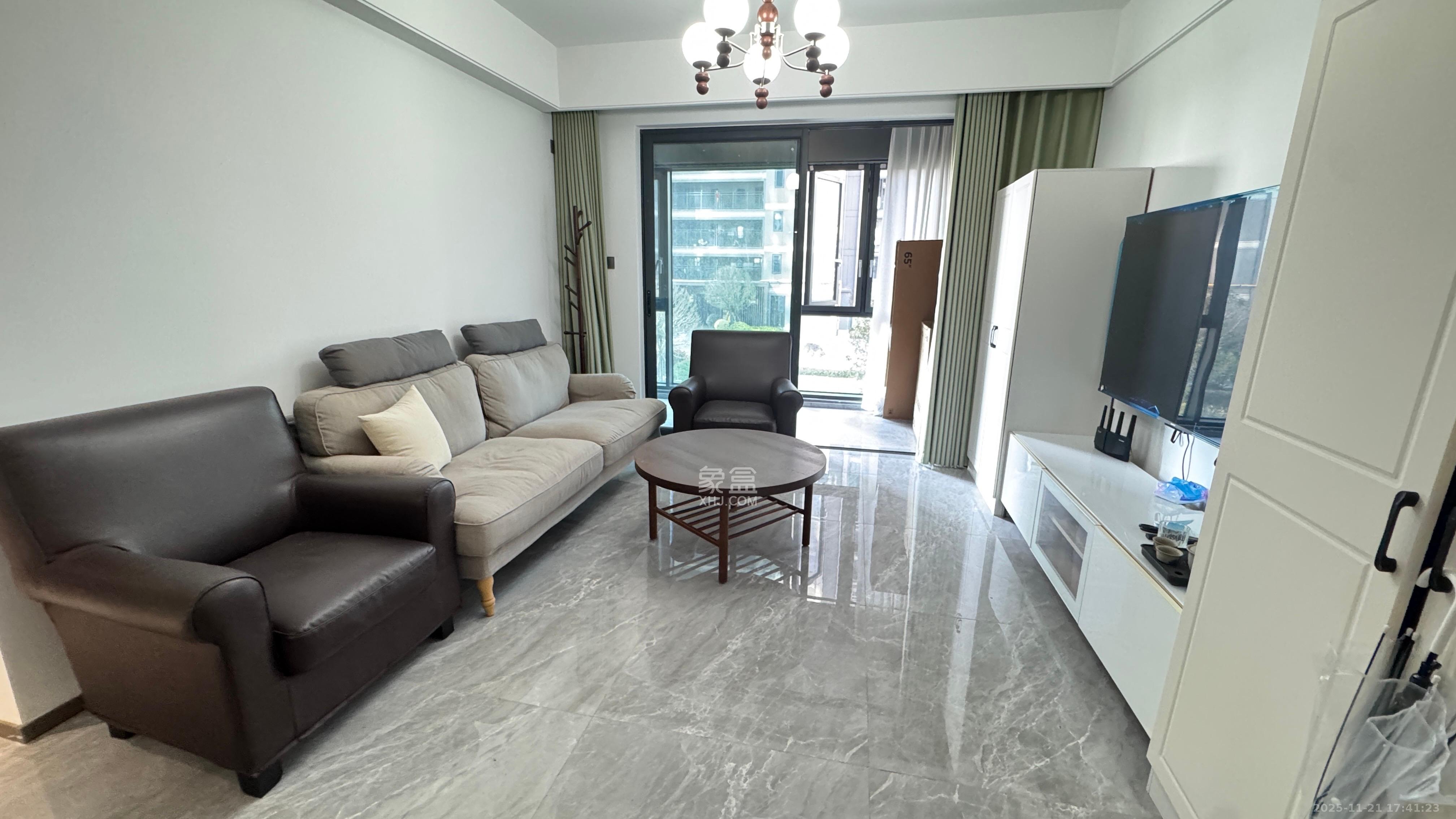 百世云境 3室2厅2卫 2400.0元/月 百世云境 3室2厅2卫 2400.0元/月室内图