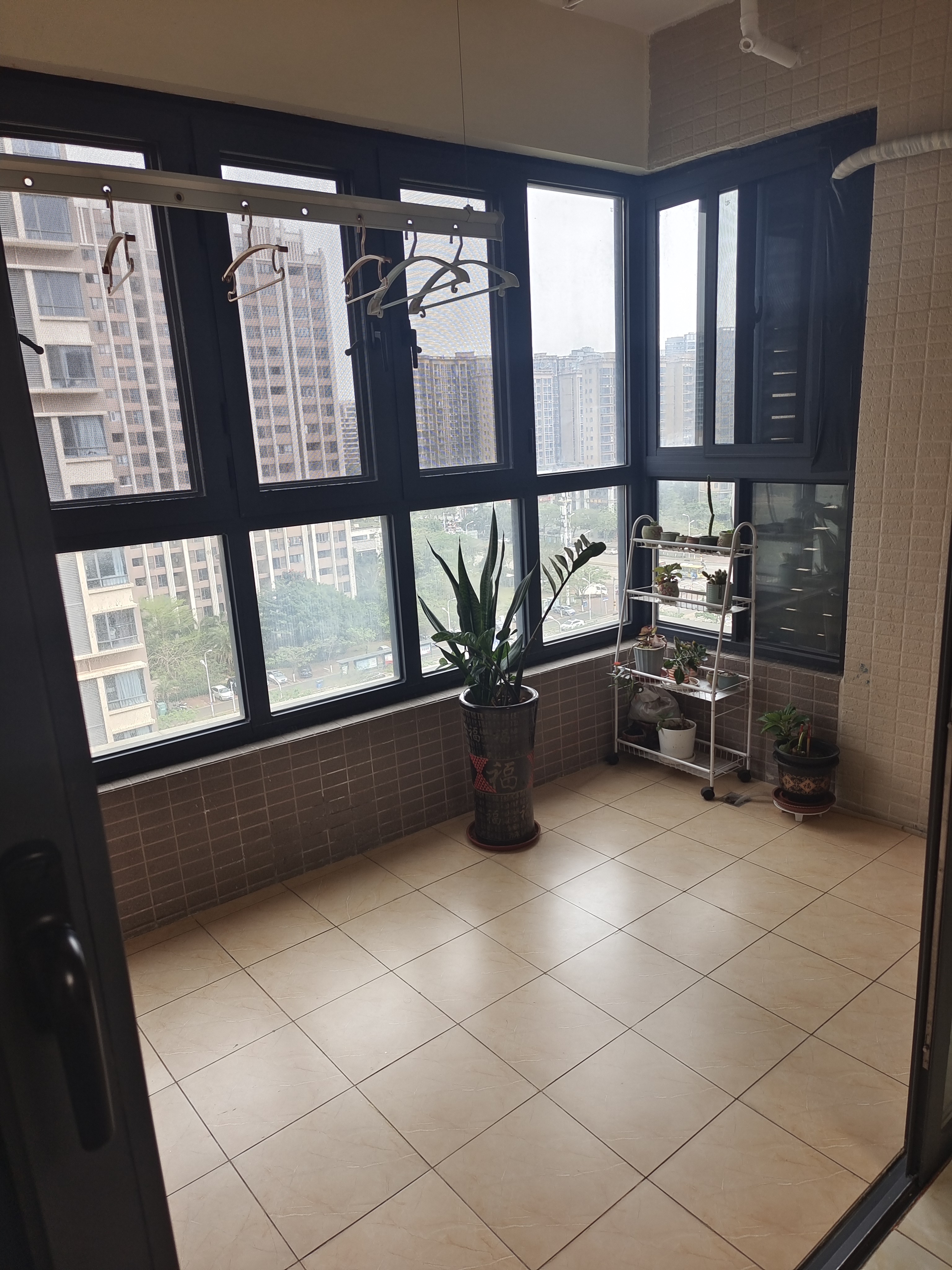 颐养公社阳光城 3室2厅2卫 2800.0元/月 颐养公社阳光城 3室2厅2卫 2800.0元/月室内图