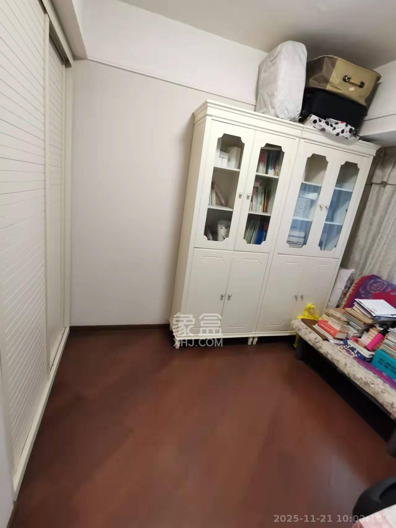 万科金域蓝湾  3室2厅1卫    2600.0元/月室内图