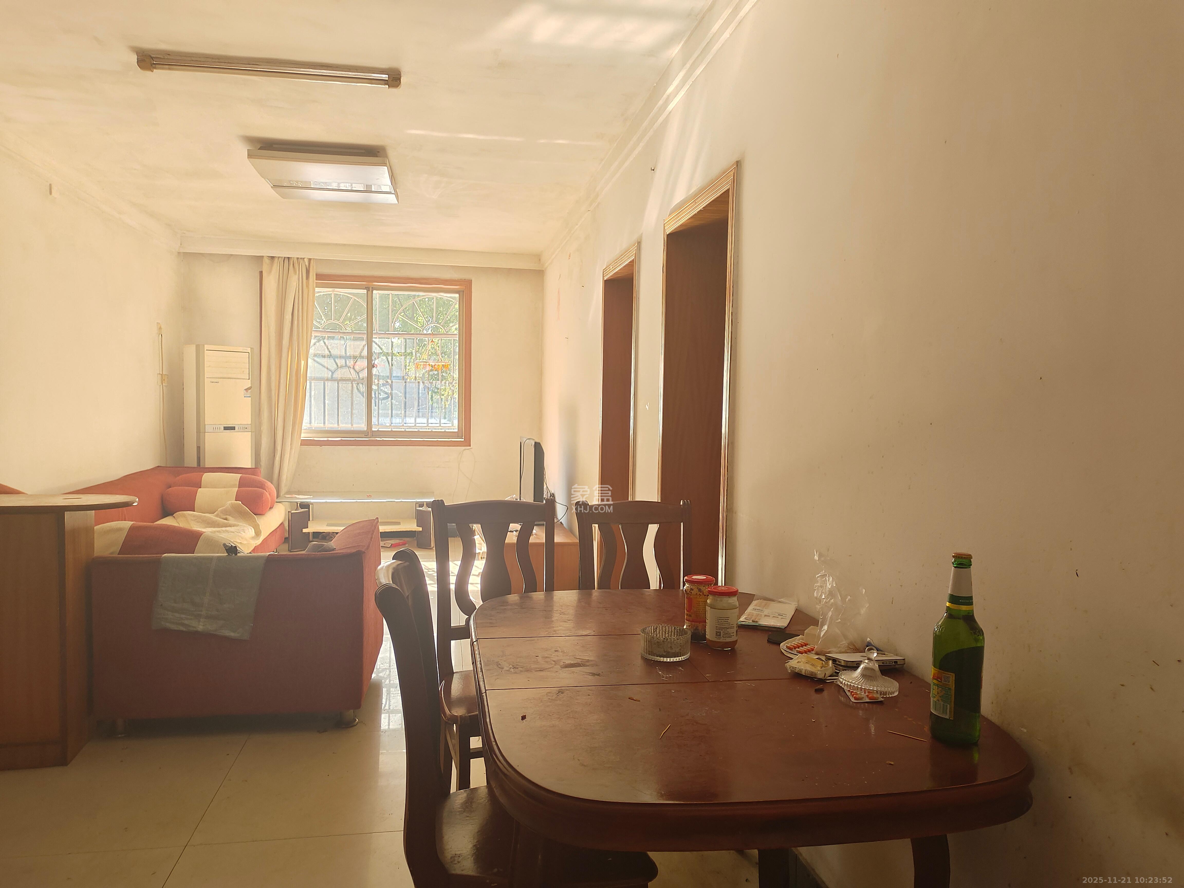 正圆小区（树木岭）  2室1厅1卫    1500.0元/月室内图