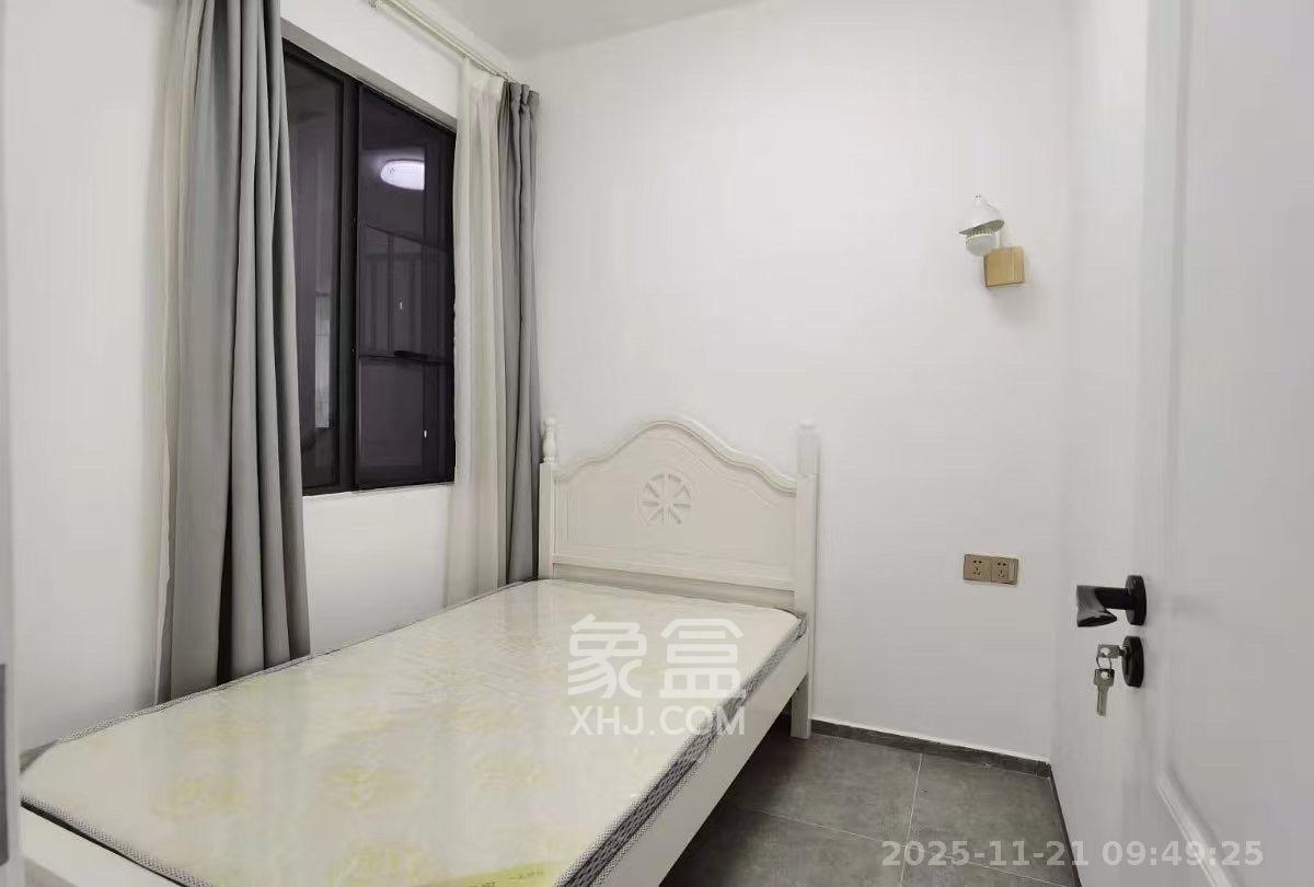 金轮星光名座  2室1厅1卫    2100.0元/月室内图