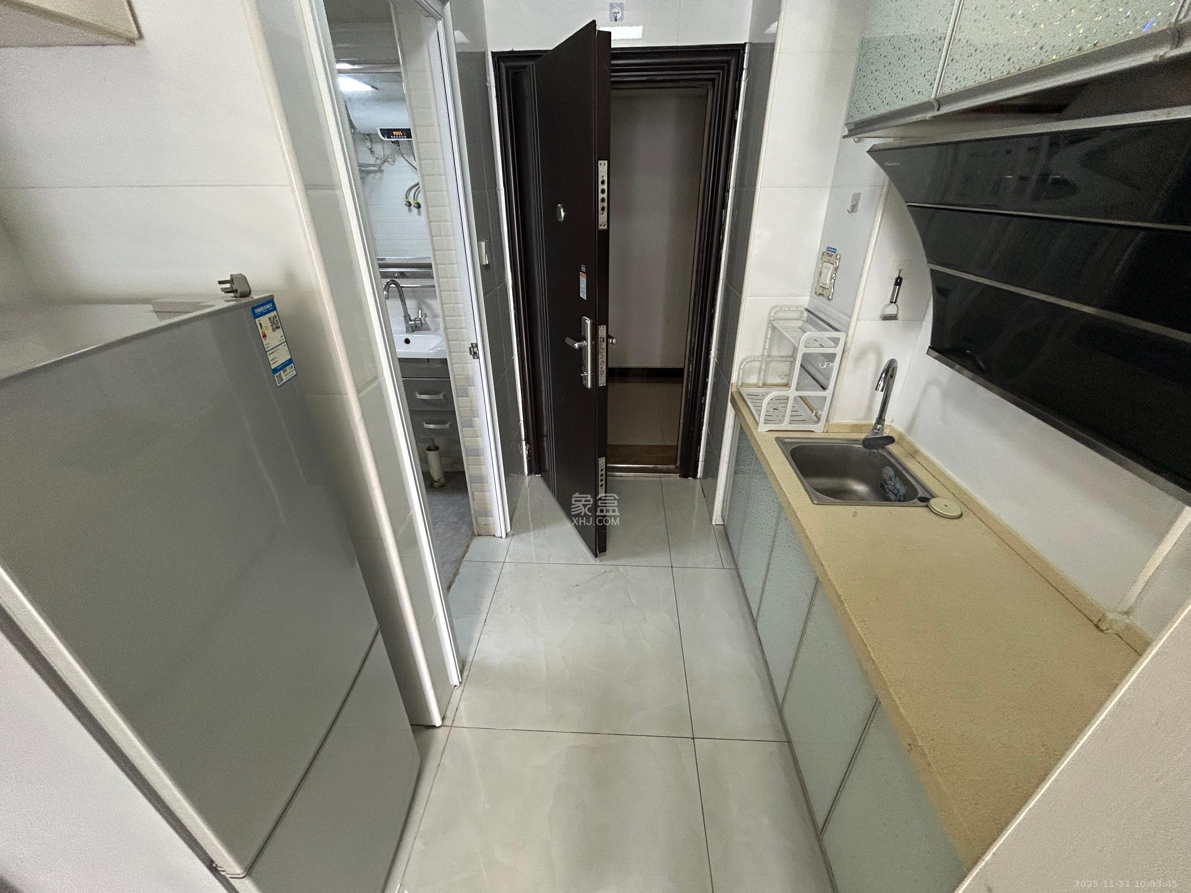 梅溪国际公寓(步步高新天地) 1室1厅1卫 1400.0元/月 梅溪国际公寓(步步高新天地) 1室1厅1卫 1400.0元/月室内图