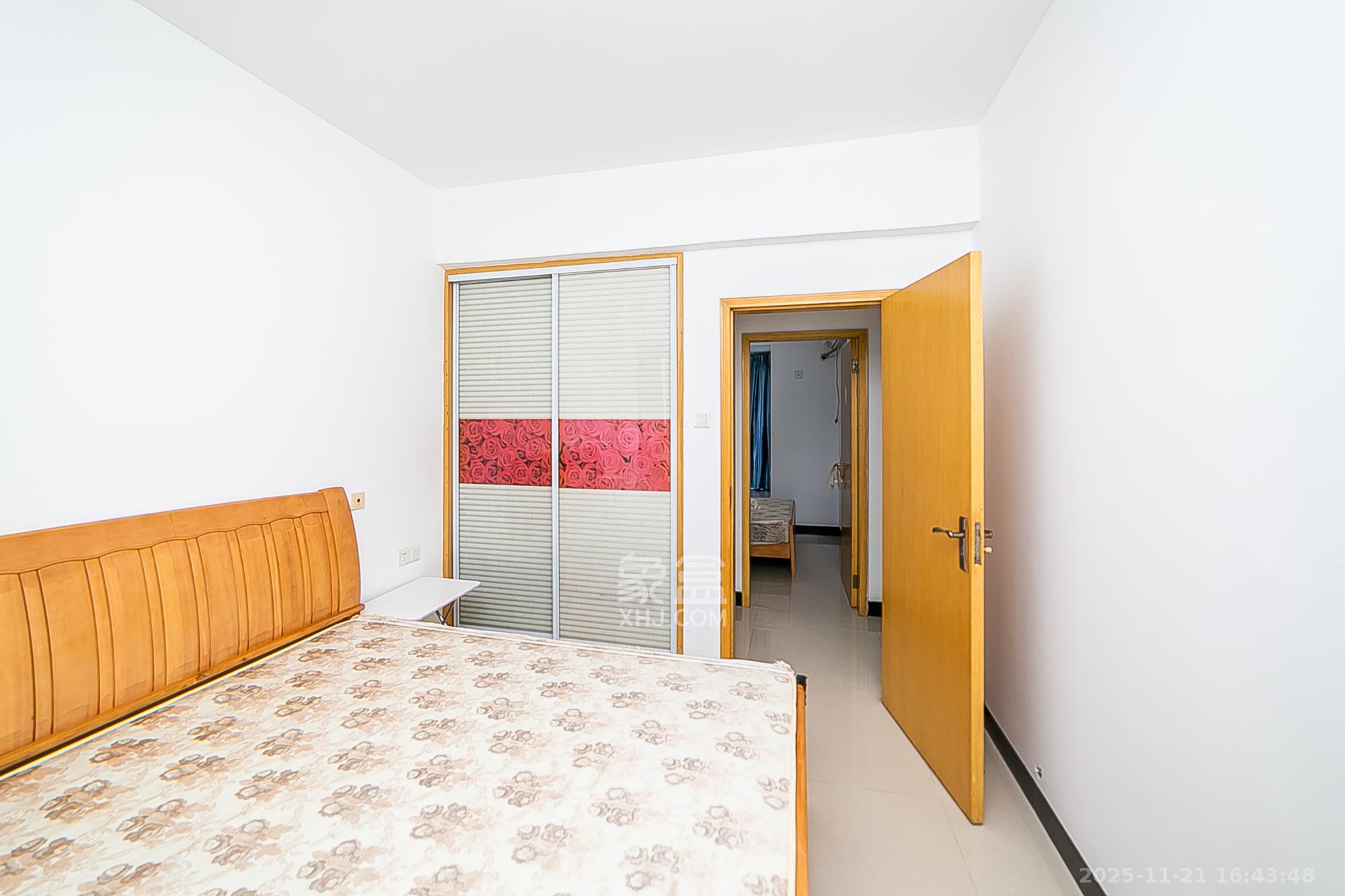 通用时代国际社区 3室2厅1卫 92.0万 通用时代国际社区 3室2厅1卫 92.0万卧室