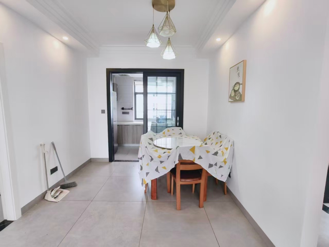 桃花缘  3室2厅2卫    49.8万室内图