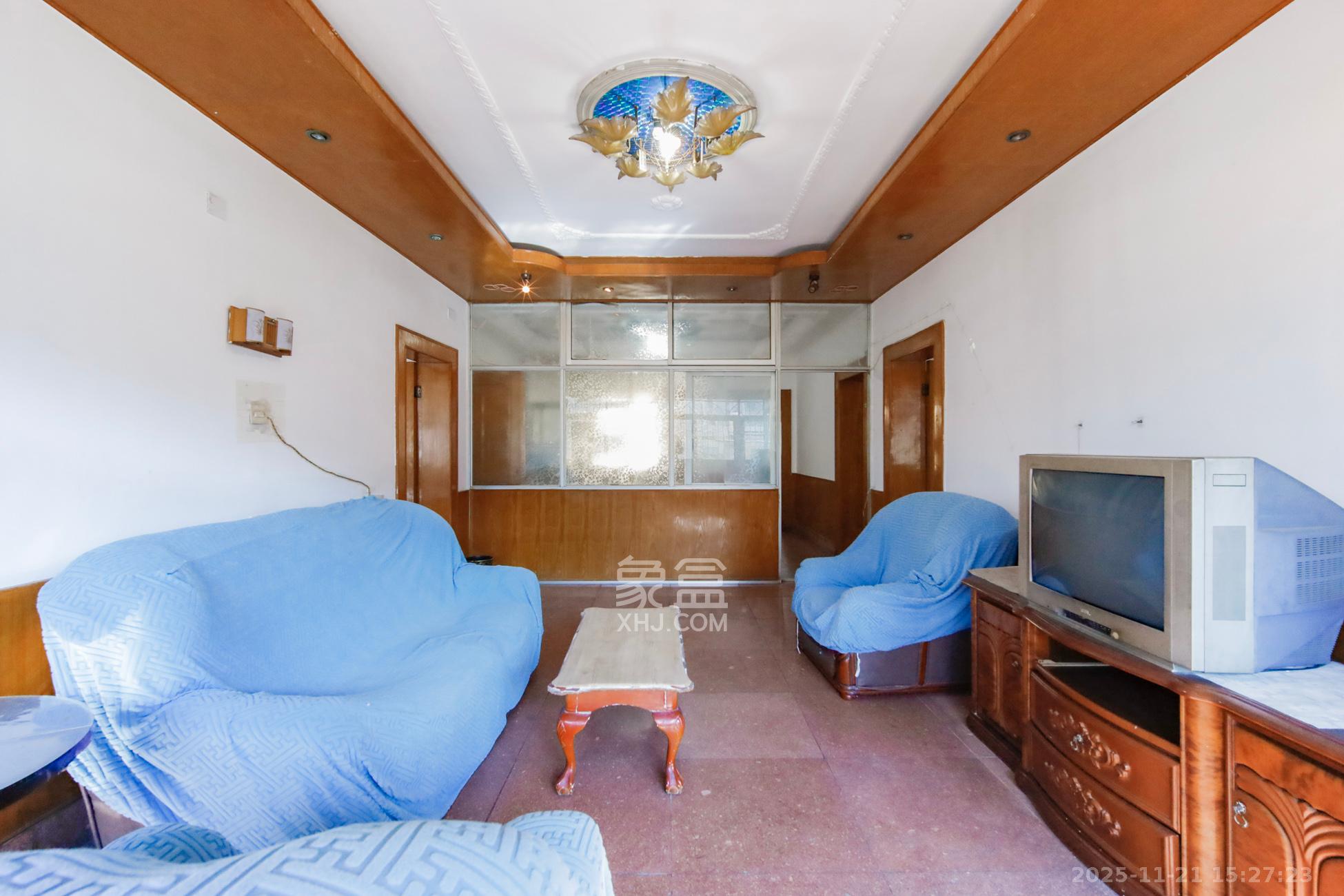 路桥宿舍  3室2厅1卫    48.0万