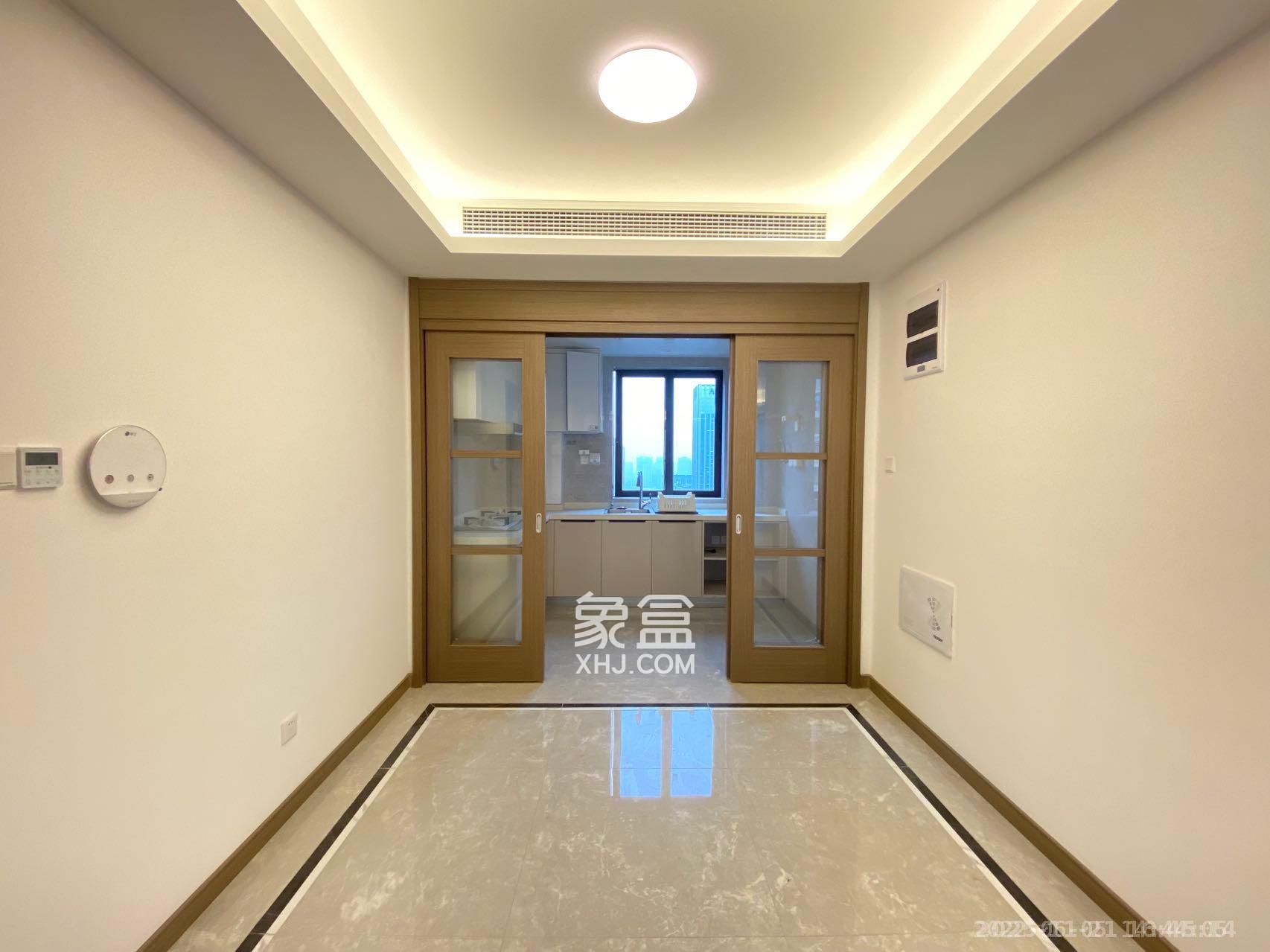 龙湖铂金中心(龙湖春江郦城) 3室2厅2卫 4800.0元/月 龙湖铂金中心(龙湖春江郦城) 3室2厅2卫 4800.0元/月室内图