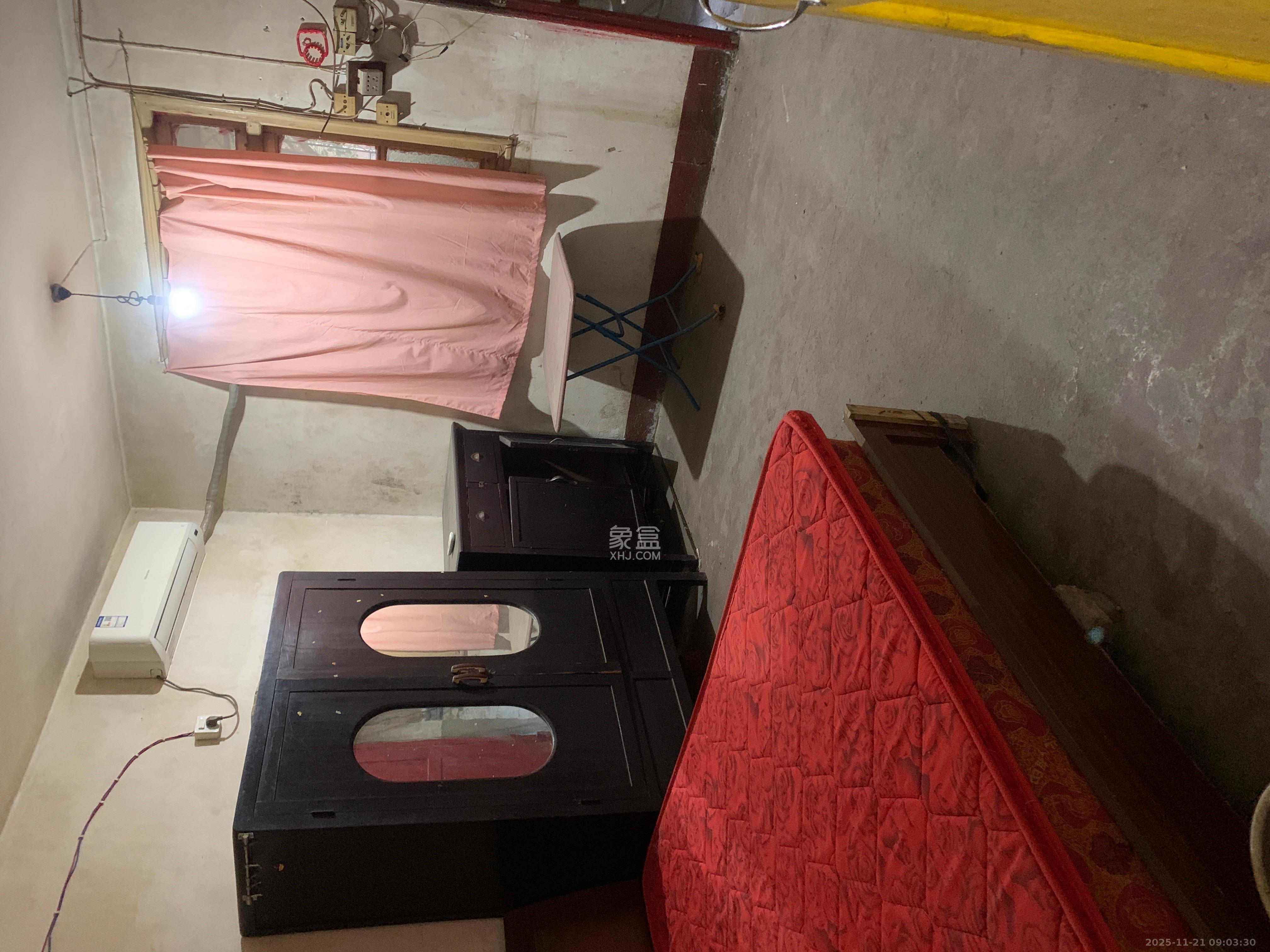 红花坡社区  2室1厅1卫    900.0元/月室内图