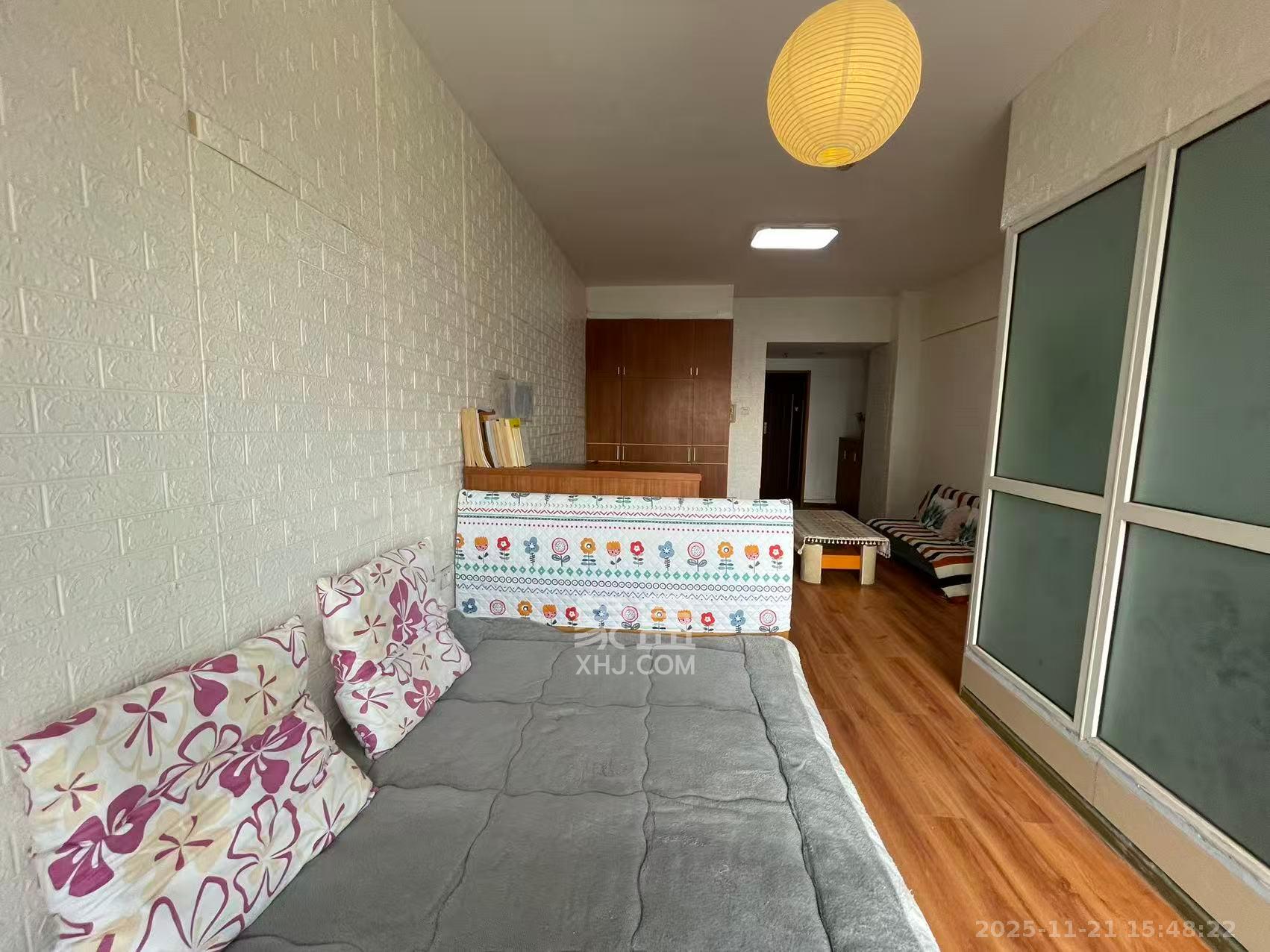 时代先锋  1室1厅1卫    1300.0元/月室内图