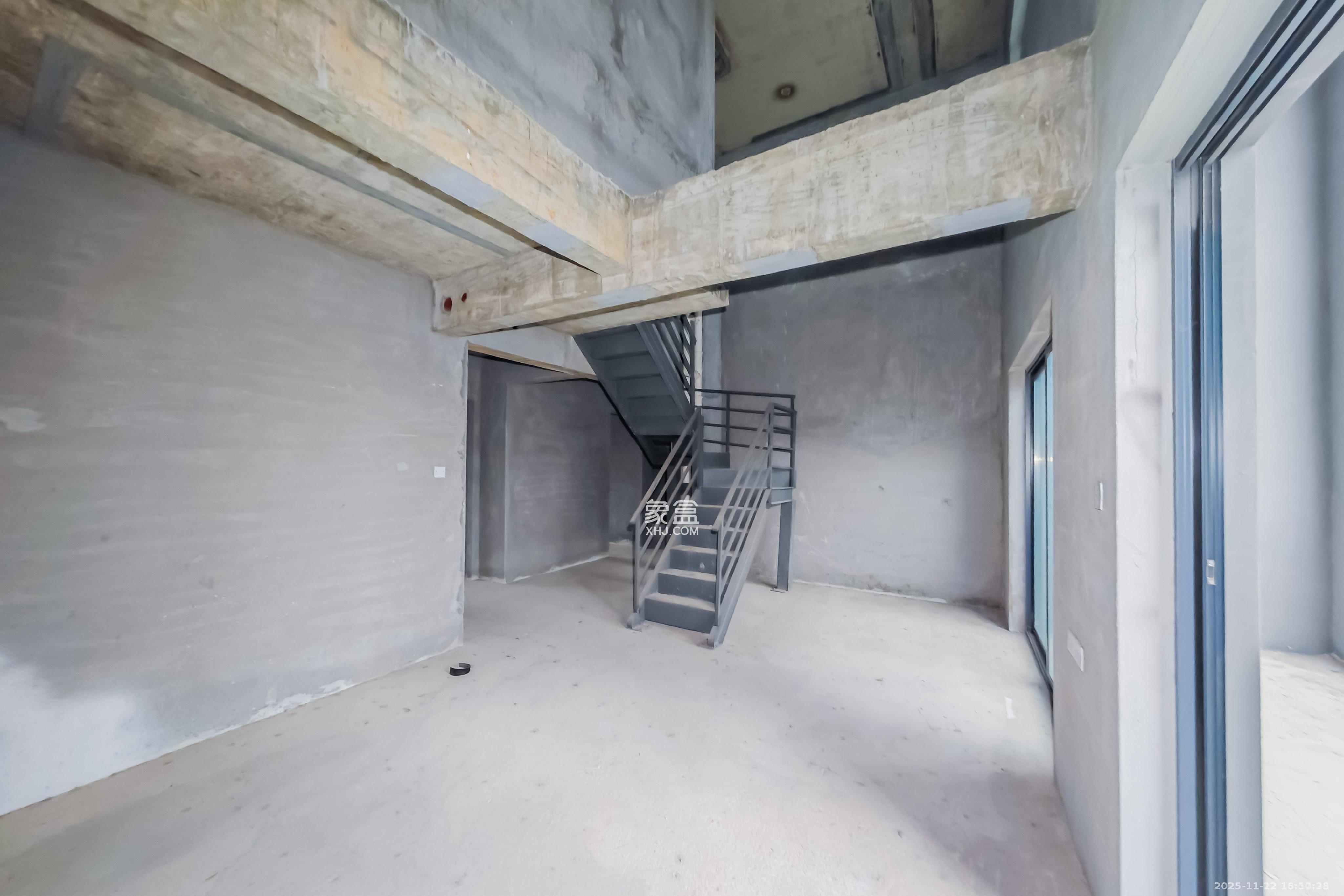 佳兆业城市广场  4室2厅2卫    2000.0元/月室内图