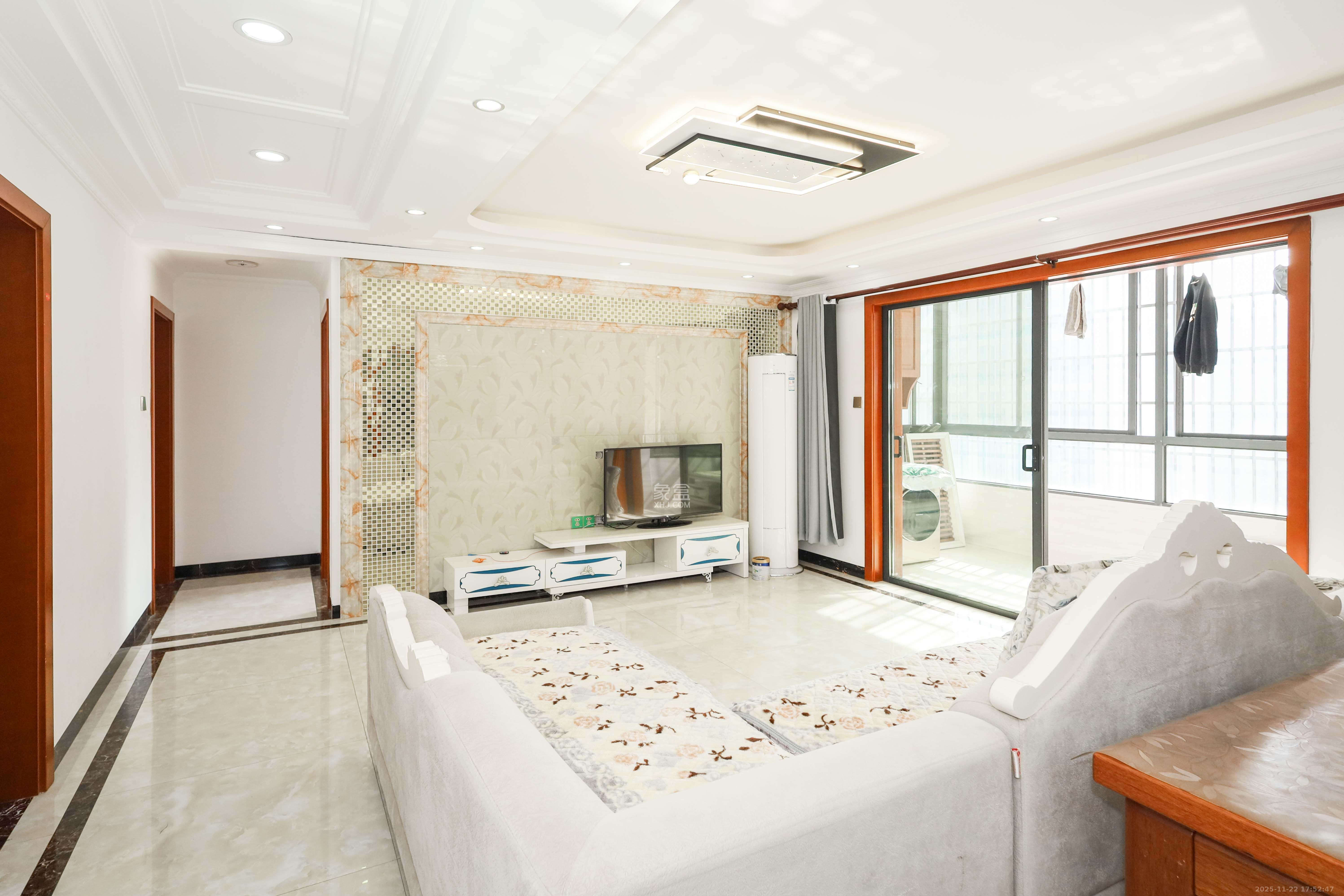 好莱城（弘德西街）  4室2厅1卫    2900.0元/月室内图