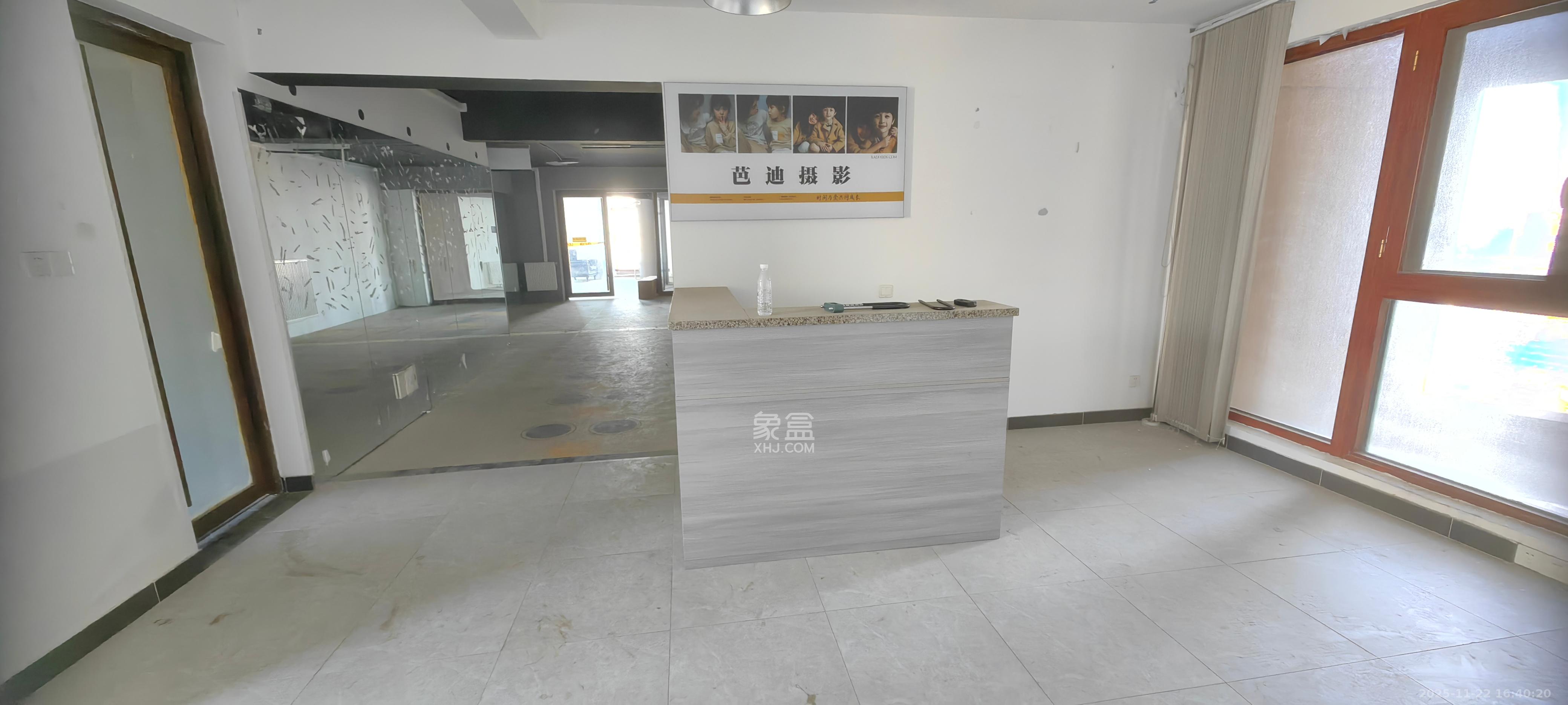 湘江世纪城富湾国际 4室2厅2卫 11000.0元/月 湘江世纪城富湾国际 4室2厅2卫 11000.0元/月室内图