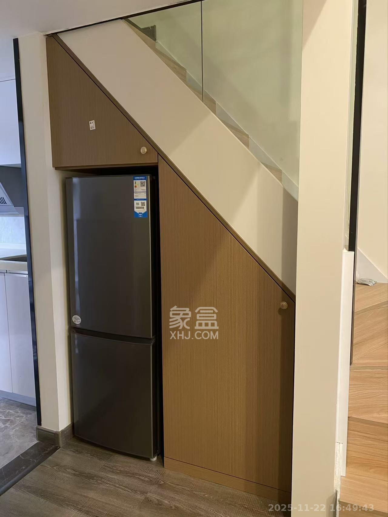 卓越浅水湾  1室0厅0卫    2000.0元/月室内图