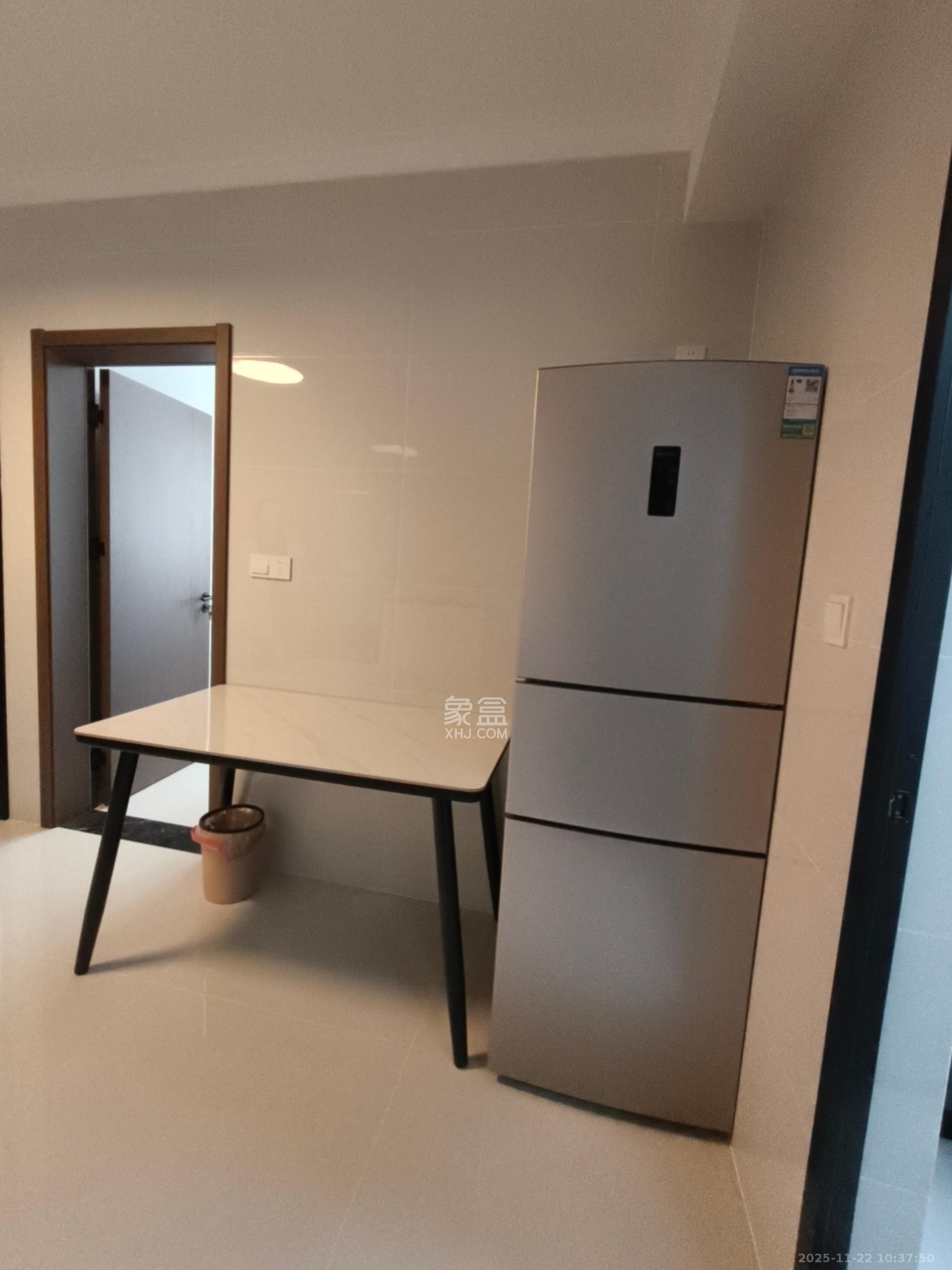 和景家园二期  1室1厅1卫    1280.0元/月室内图