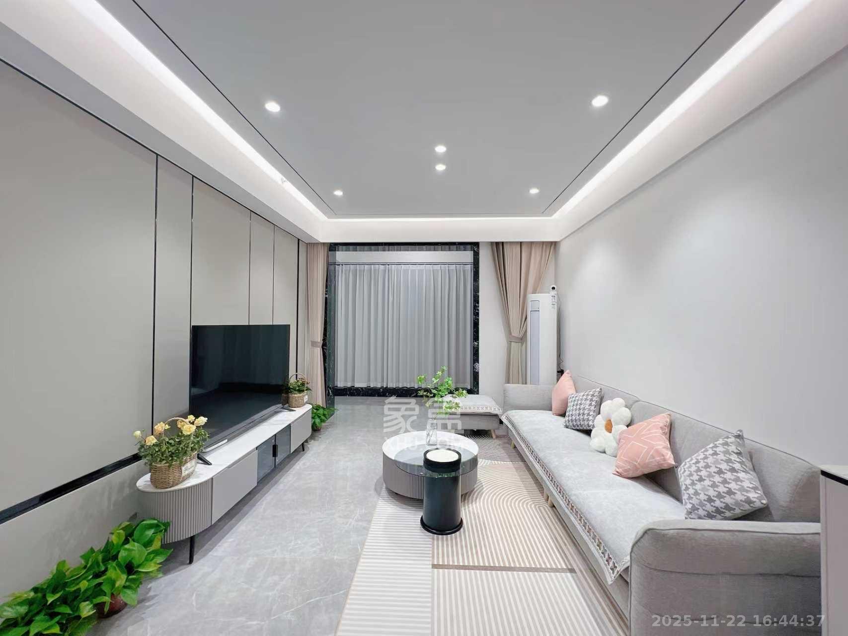 卓越中寰  1室0厅0卫    4500.0元/月室内图