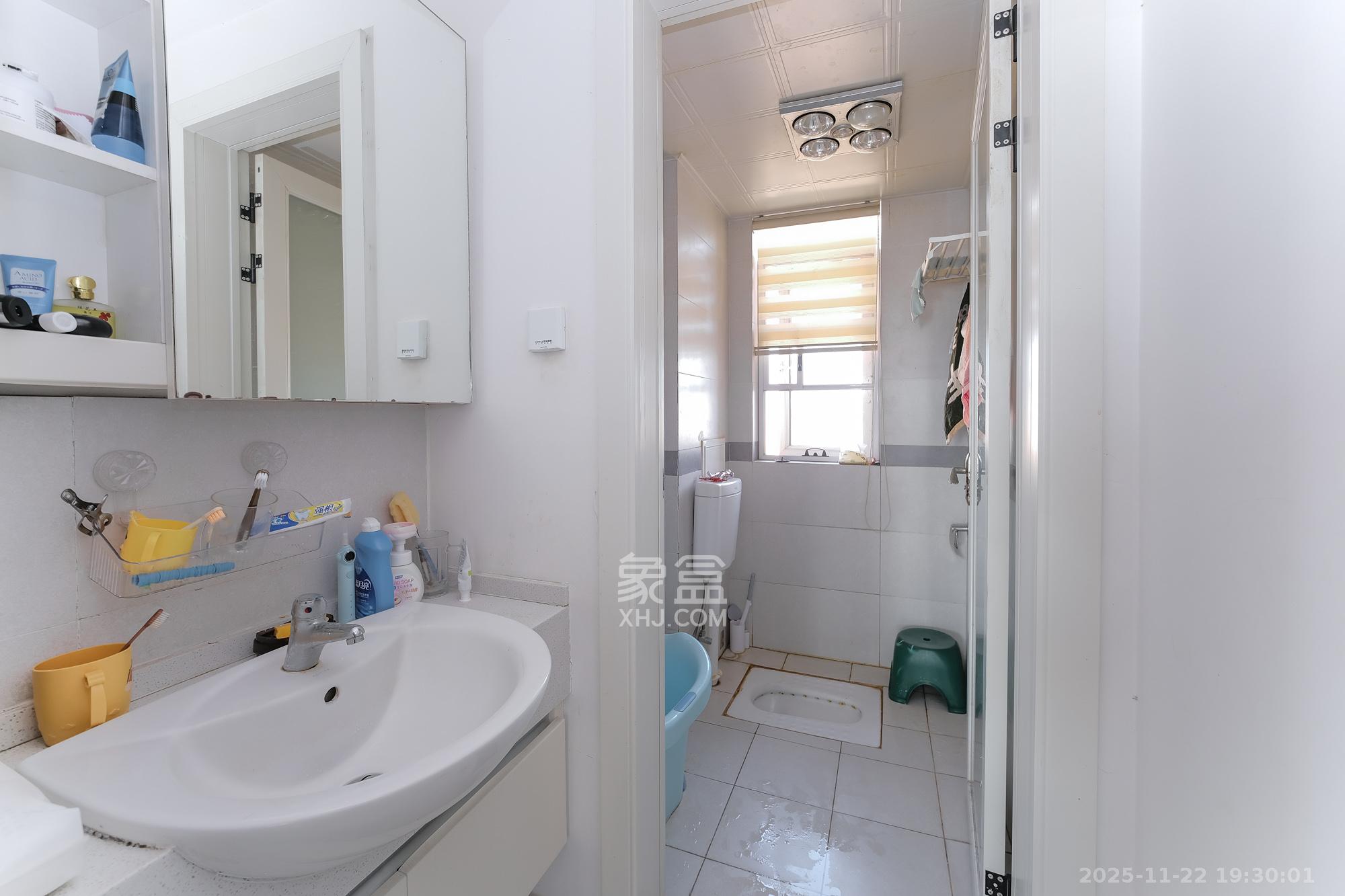 三一街区 4室2厅2卫 85.0万 三一街区 4室2厅2卫 85.0万卫生间