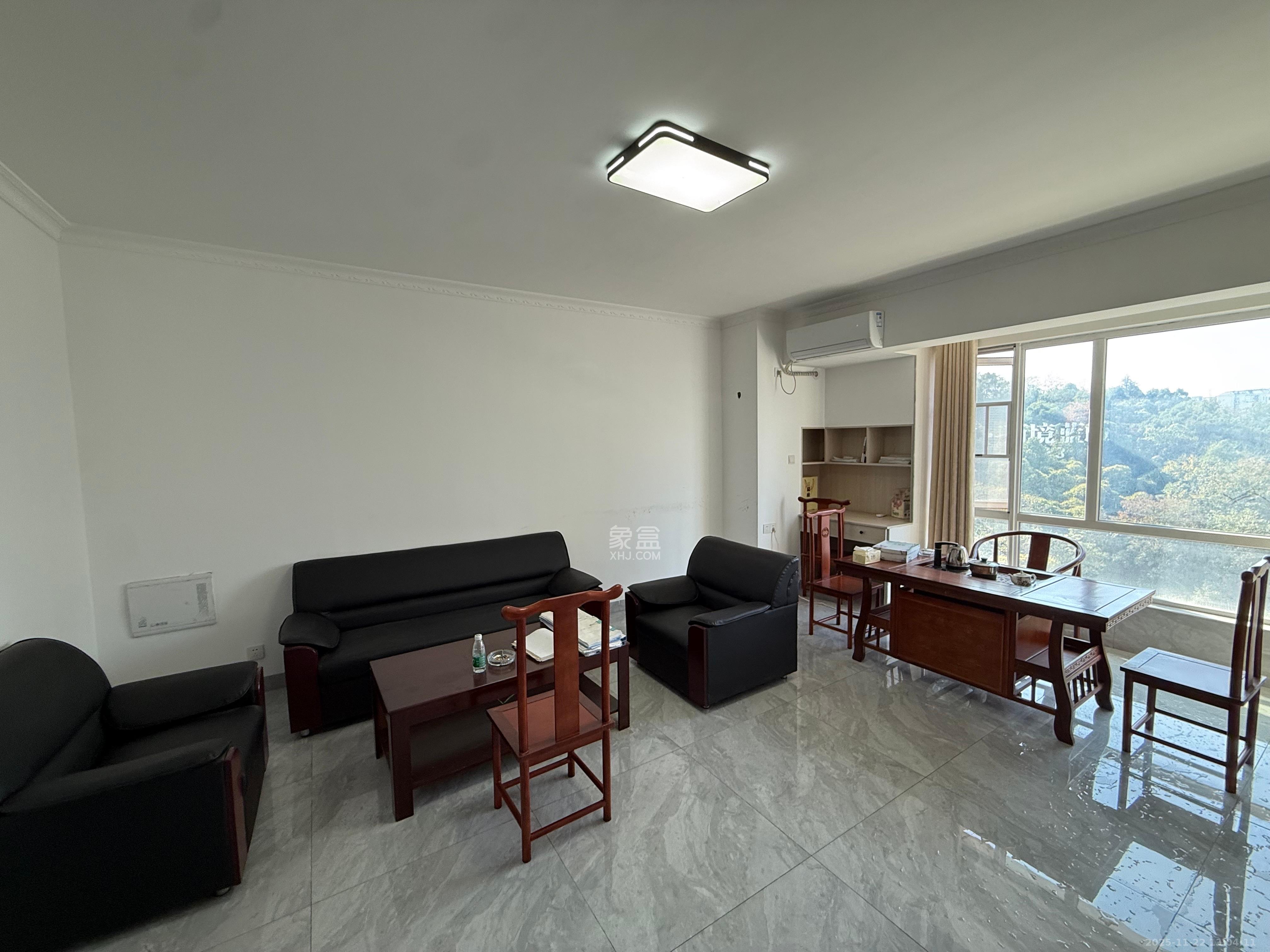 金地铂悦  1室0厅0卫    1300.0元/月室内图