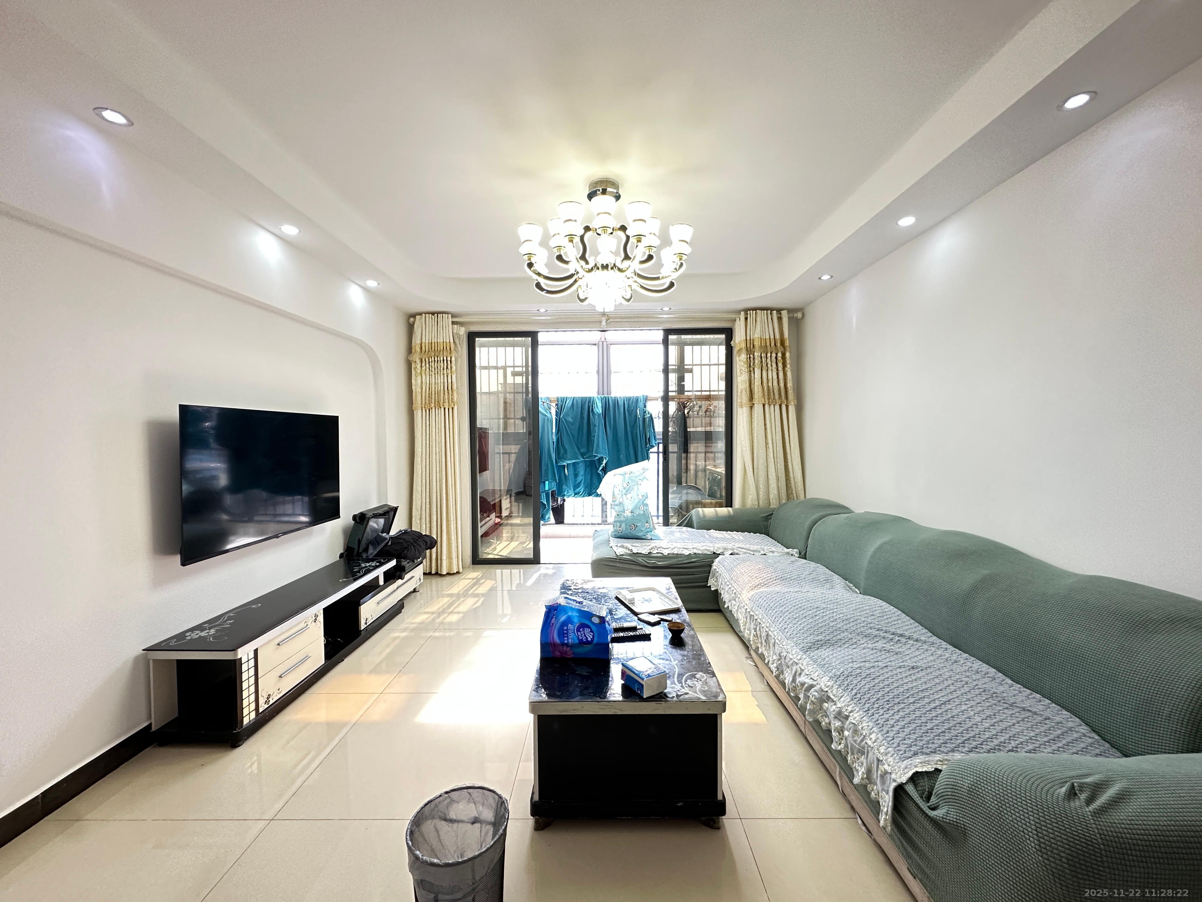 保利麓谷林语C区  3室2厅2卫    2600.0元/月室内图