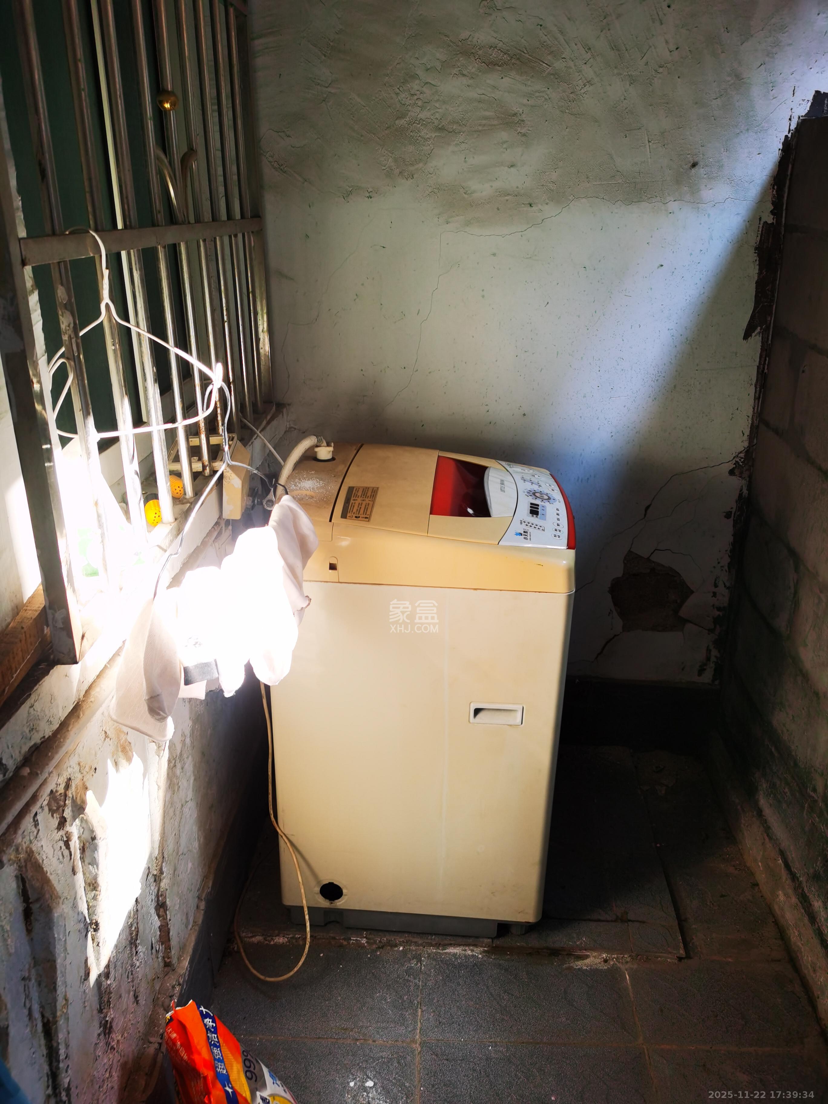 湘江宾馆宿舍 2室1厅1卫 1700.0元/月 湘江宾馆宿舍 2室1厅1卫 1700.0元/月室内图