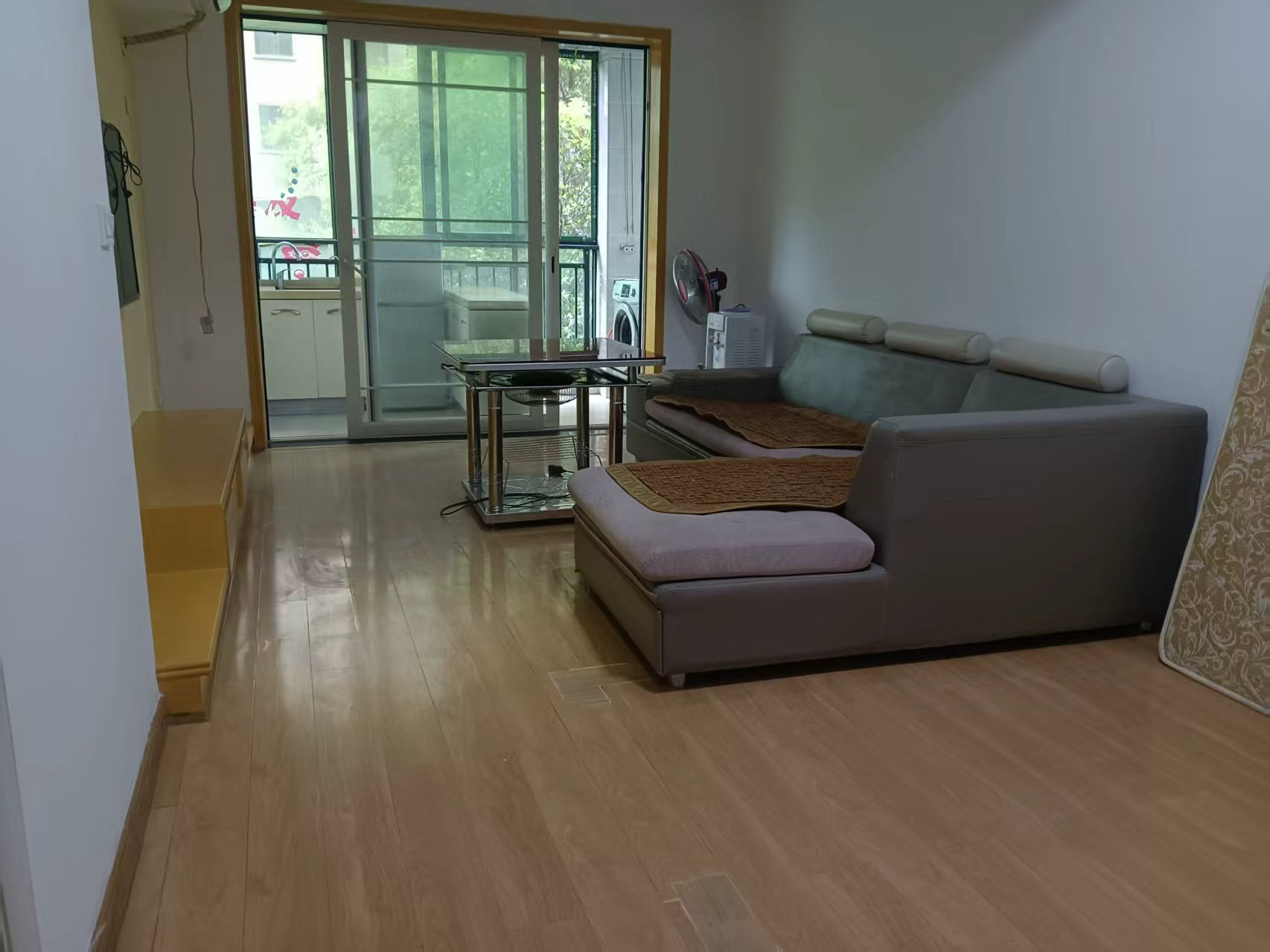 水映豪廷(一,二,三期) 1室1厅1卫 1000.0元/月 水映豪廷(一,二,三期) 1室1厅1卫 1000.0元/月室内图