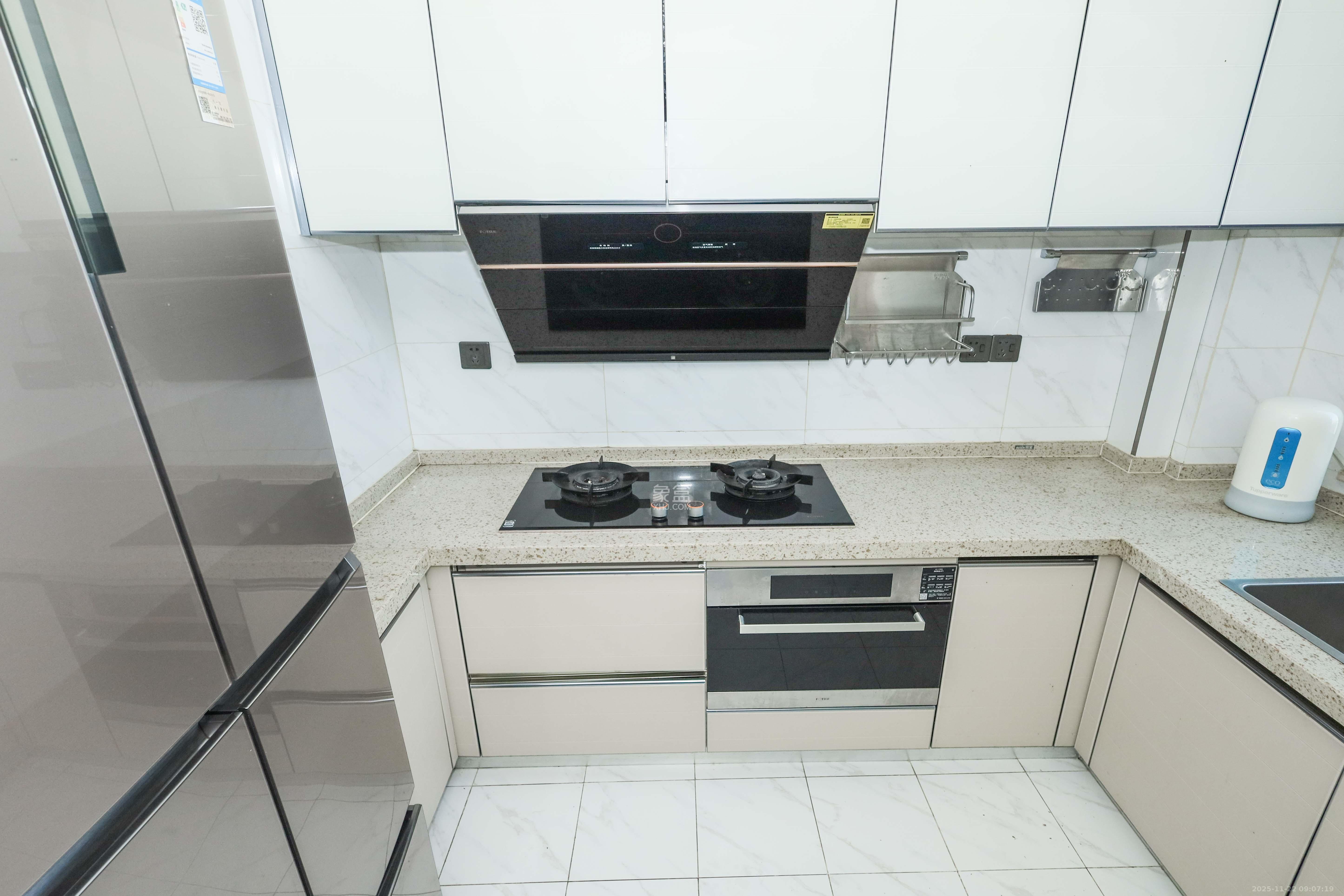 晟通牡丹舸 3室2厅2卫 299.0万 晟通牡丹舸 3室2厅2卫 299.0万厨房