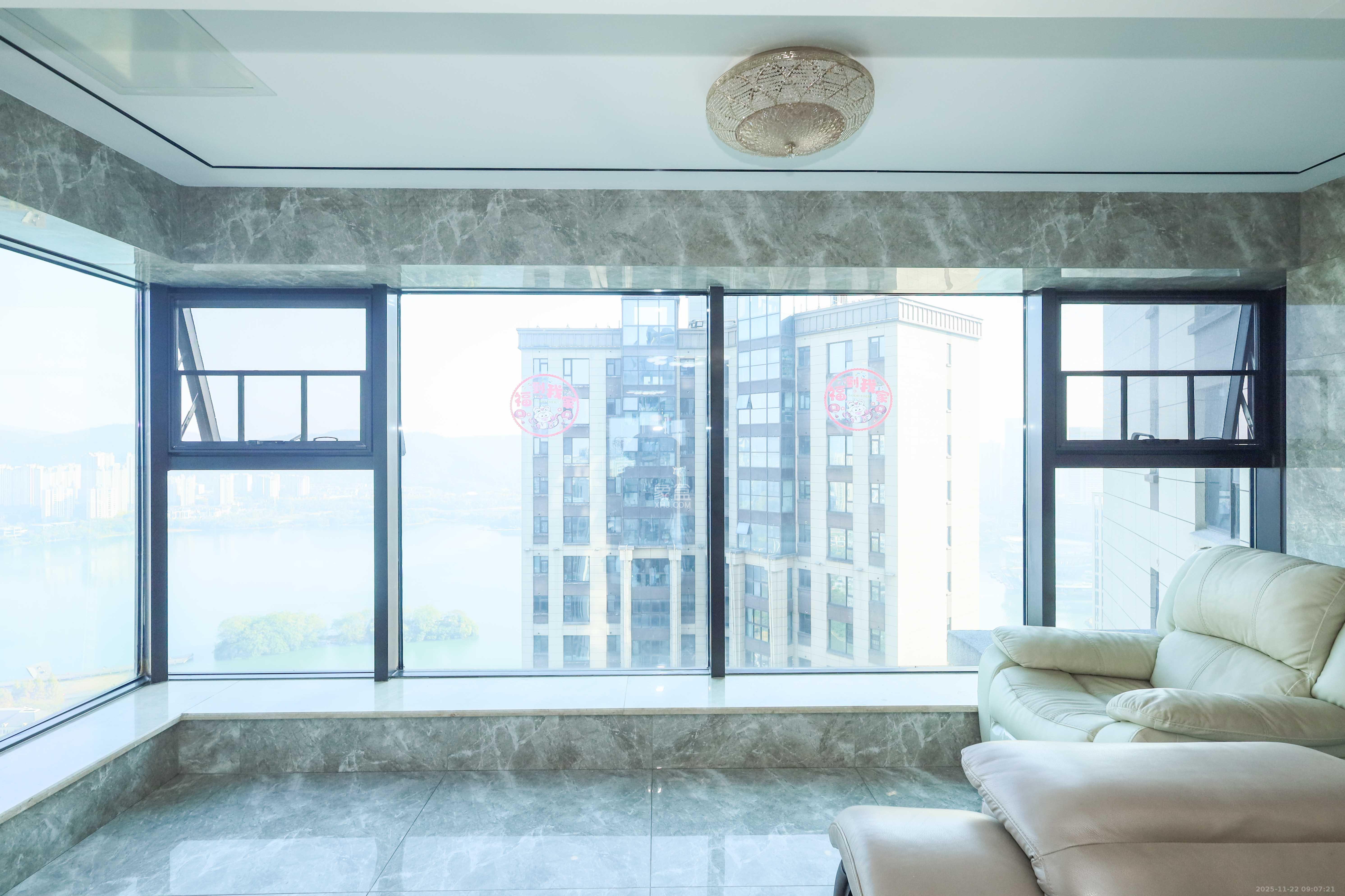 晟通牡丹舸  3室2厅2卫    299.0万阳台