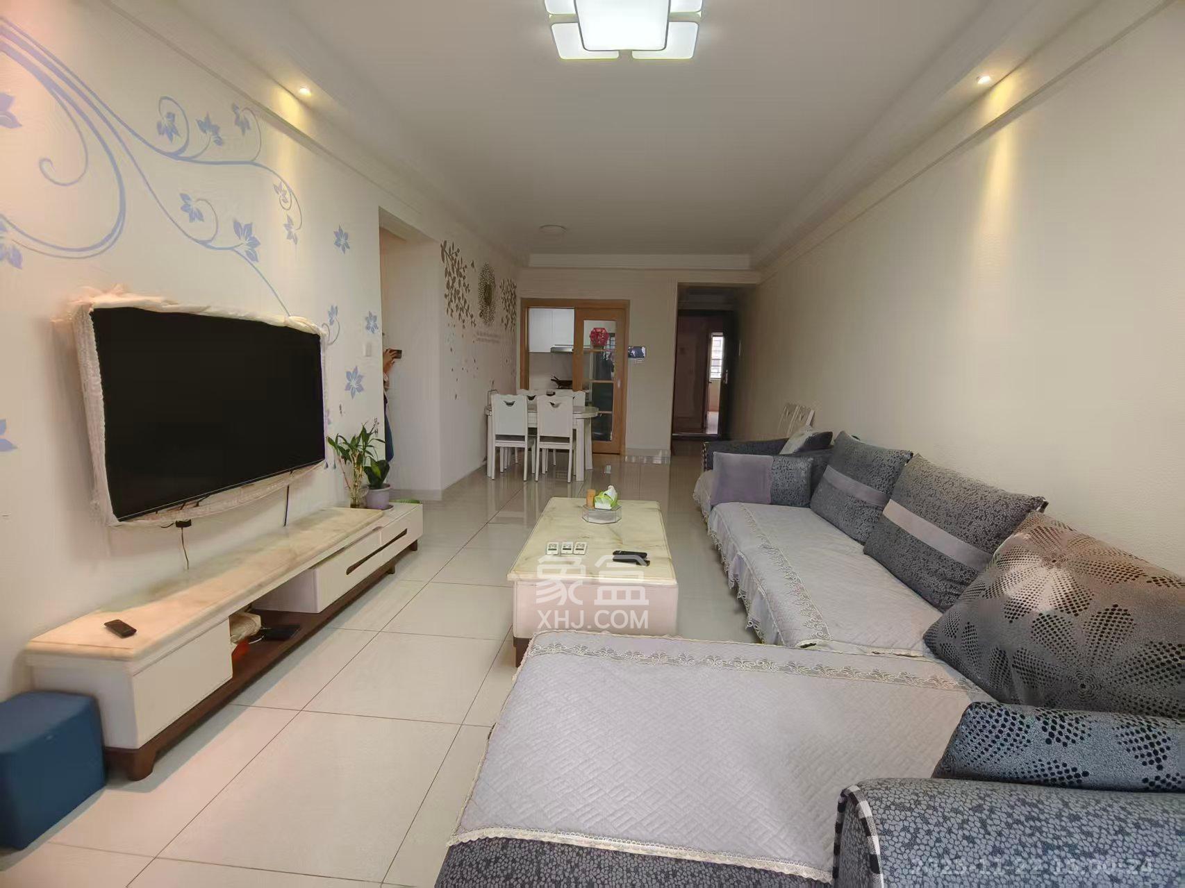 中海国际三期  3室2厅1卫    2400.0元/月室内图