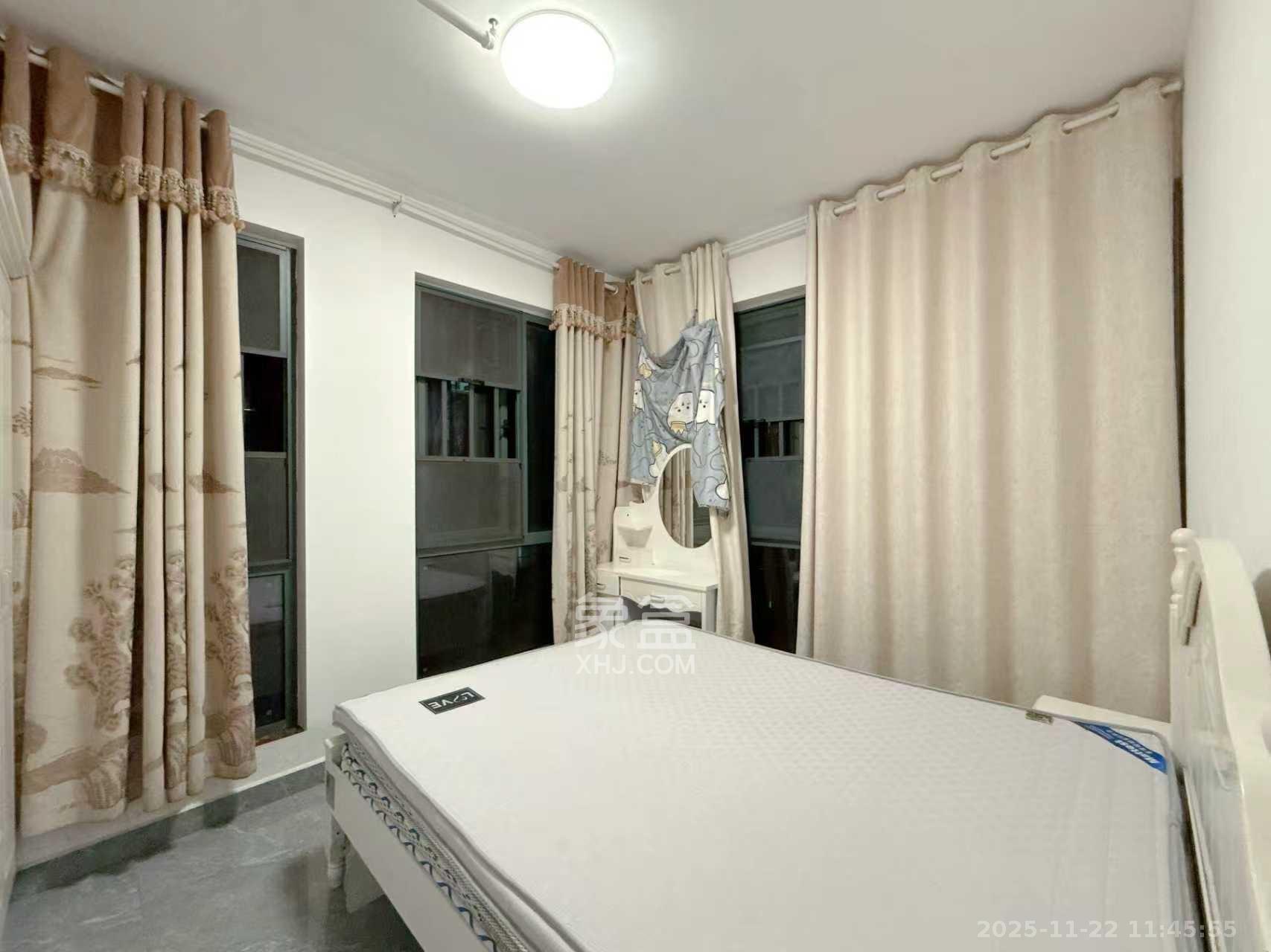 里约荟   74.0㎡      2500.0元/月室内图