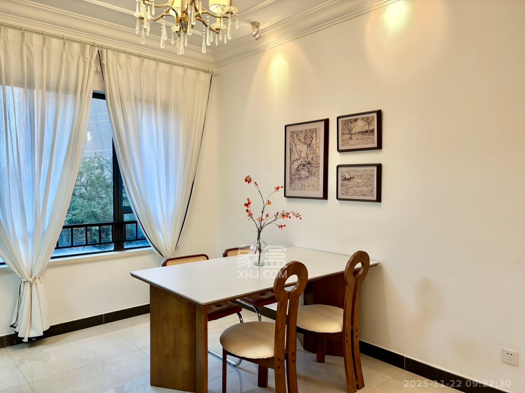 恒大江湾  3室2厅2卫    3180.0元/月室内图