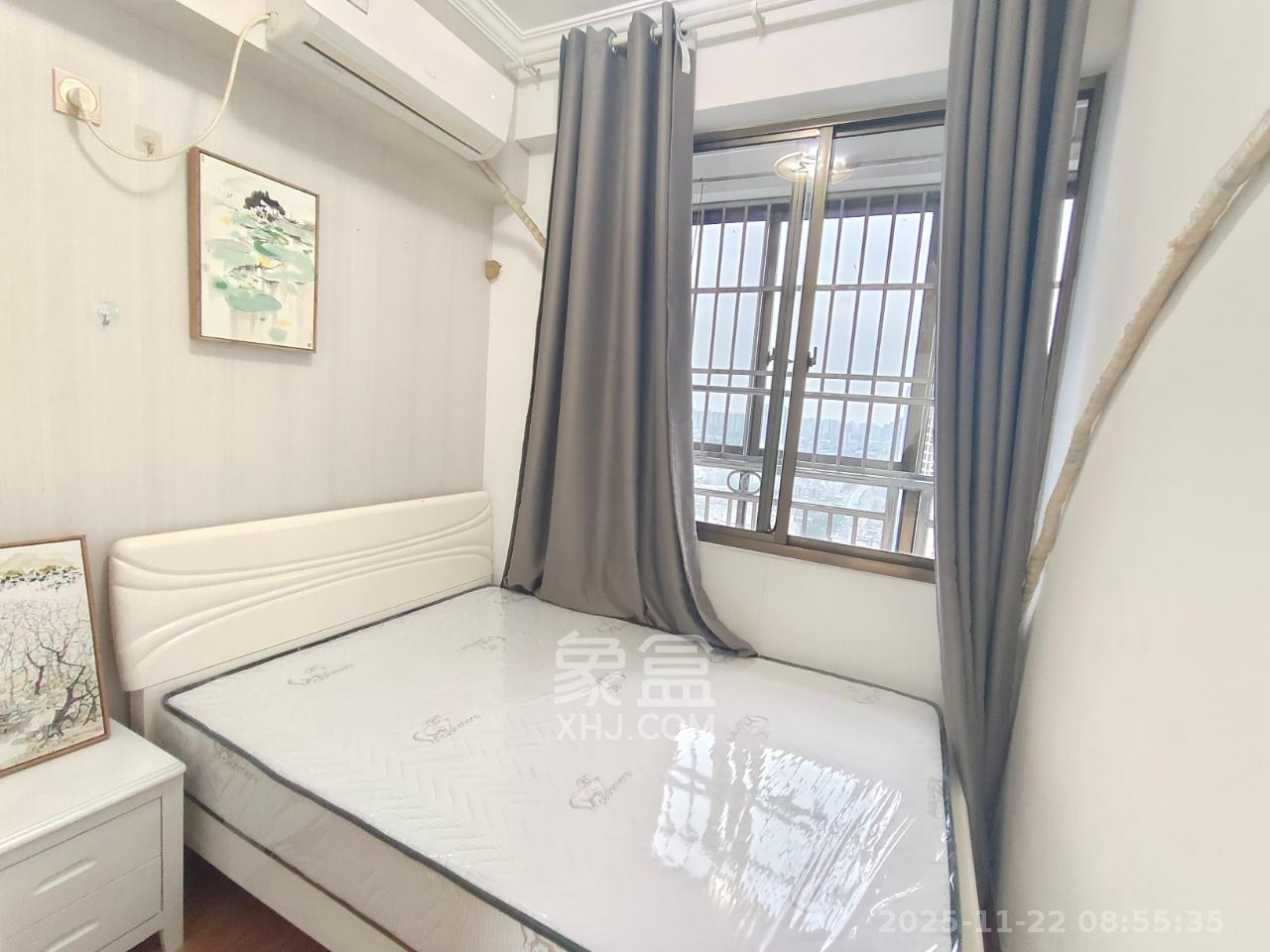 国储电脑城  1室1厅1卫    1600.0元/月室内图