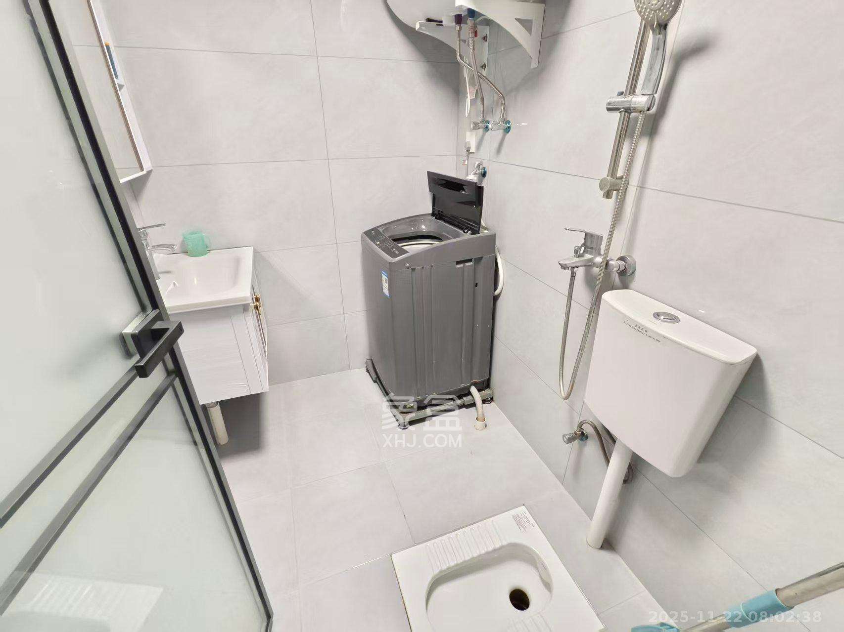 保利恒伟时光印象  1室1厅1卫    1700.0元/月室内图