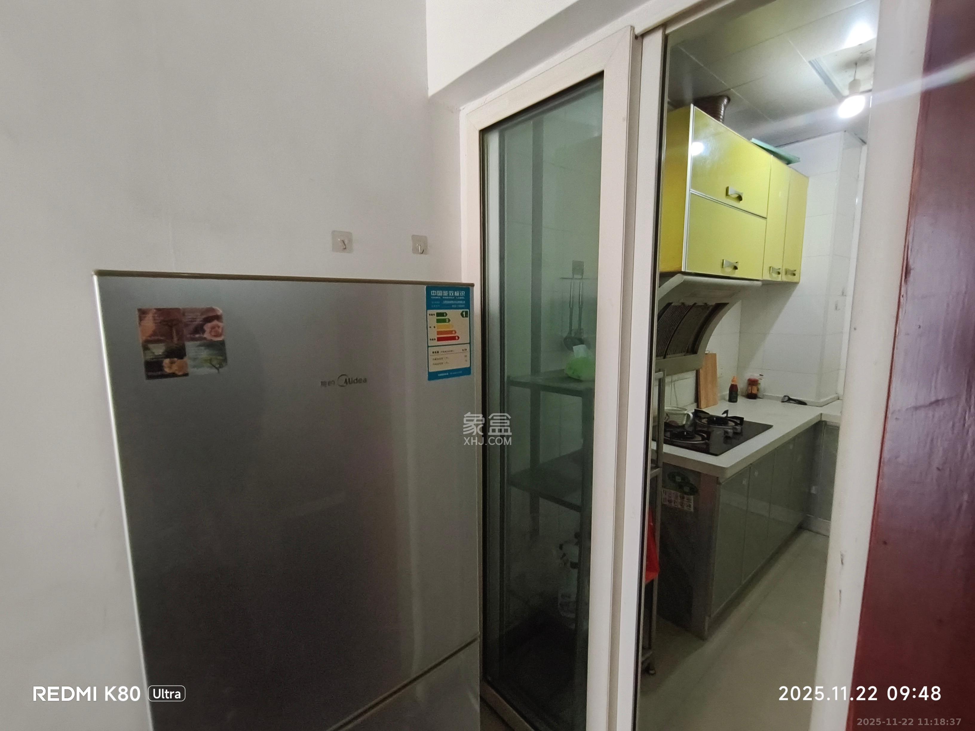 红区抽屉 1室1厅1卫 1300.0元/月 红区抽屉 1室1厅1卫 1300.0元/月室内图