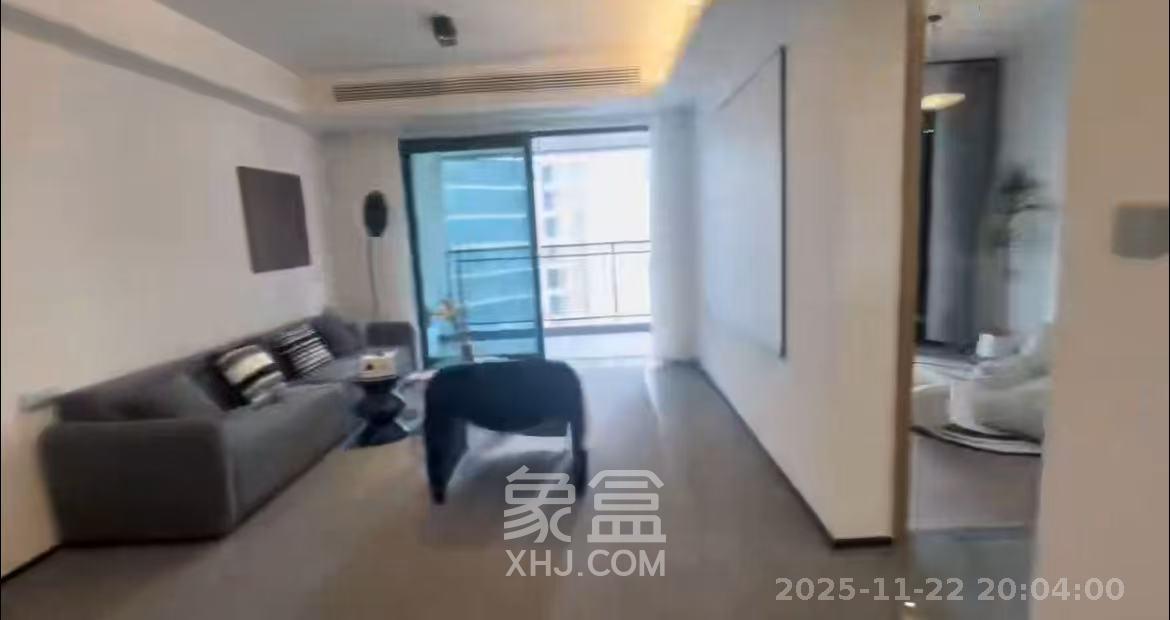 中海星樾府  3室2厅2卫    3900.0元/月