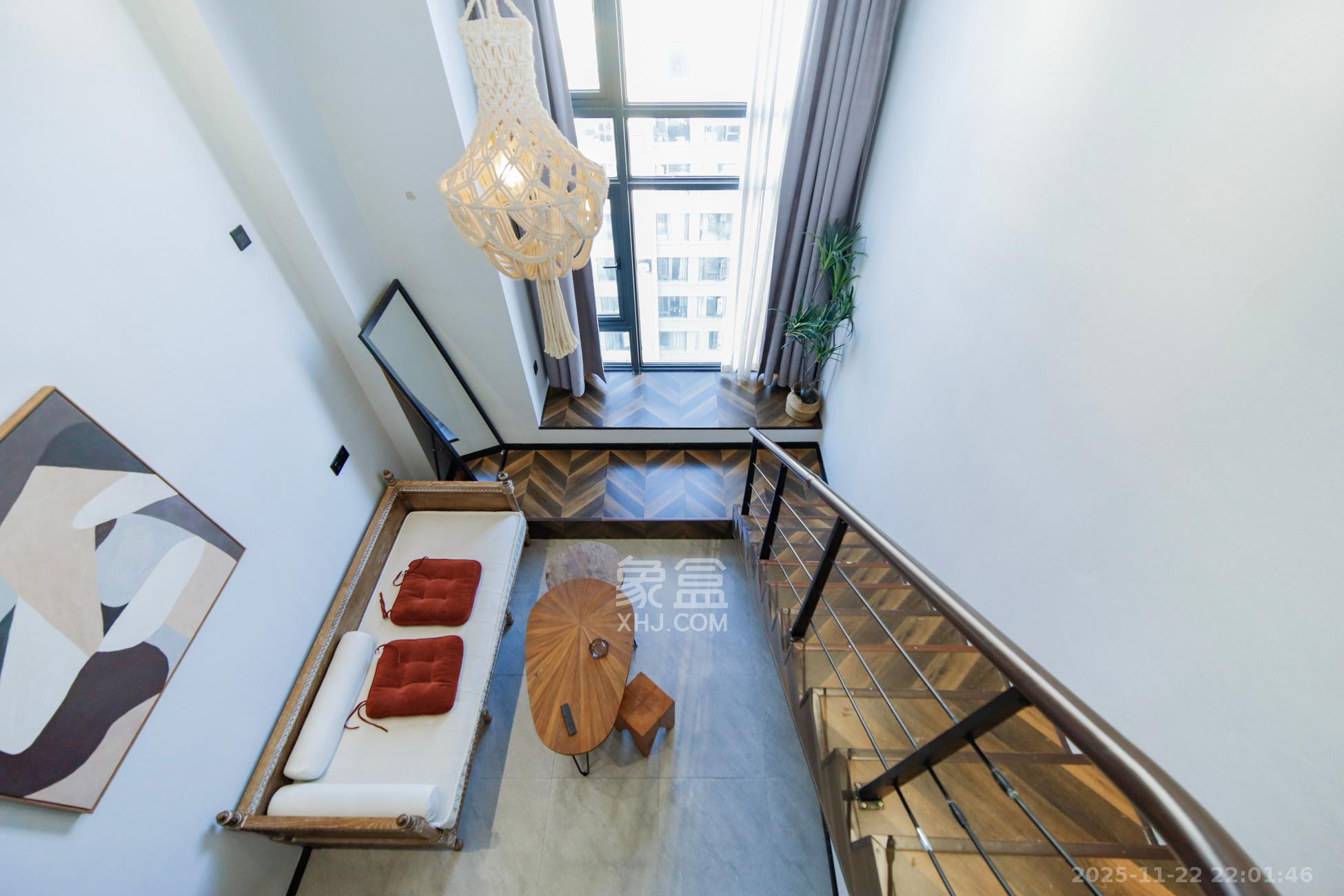 华润翡翠府  2室1厅1卫    29.0万客厅