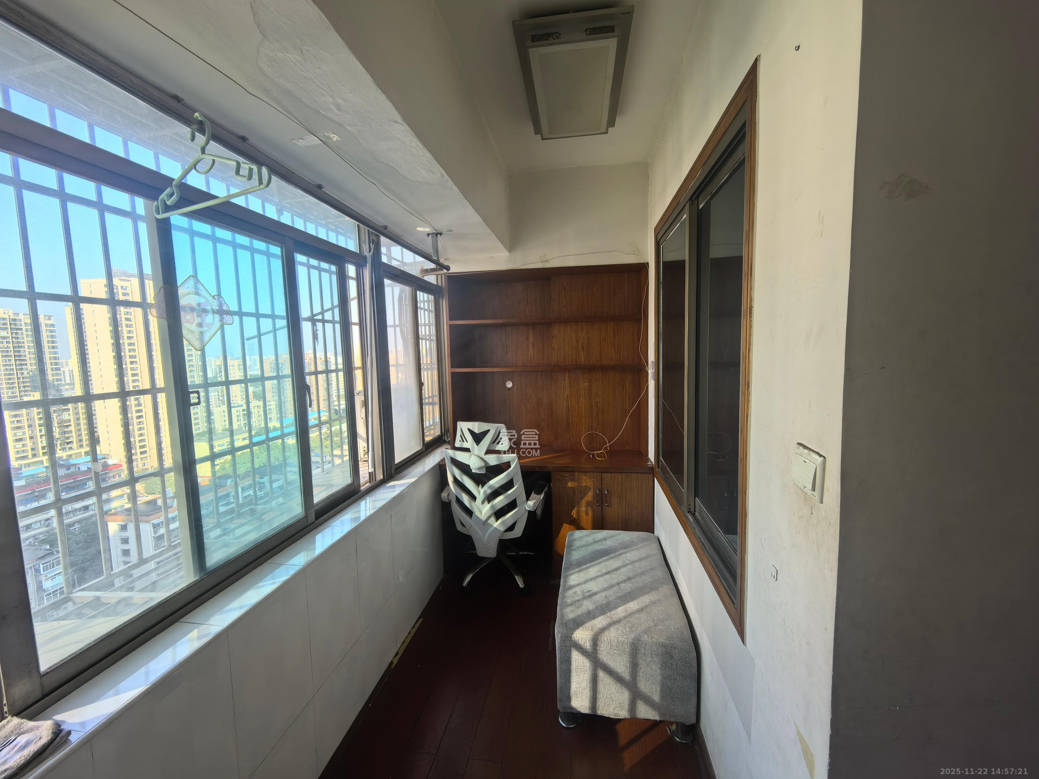 香颂国际 1室1厅1卫 1200.0元/月 香颂国际 1室1厅1卫 1200.0元/月室内图