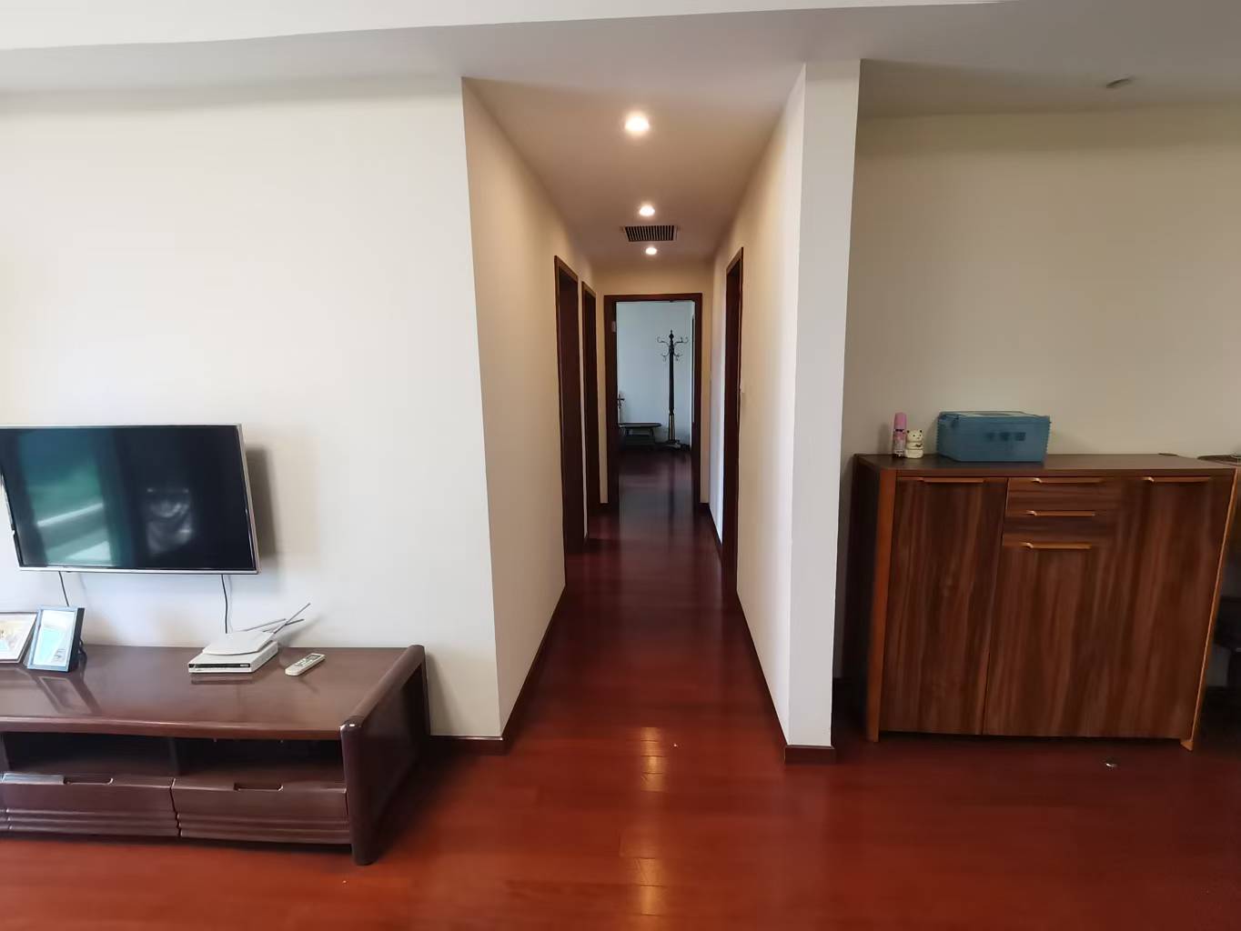 晋合湘水湾一期 3室2厅2卫 65.0万 晋合湘水湾一期 3室2厅2卫 65.0万室内图