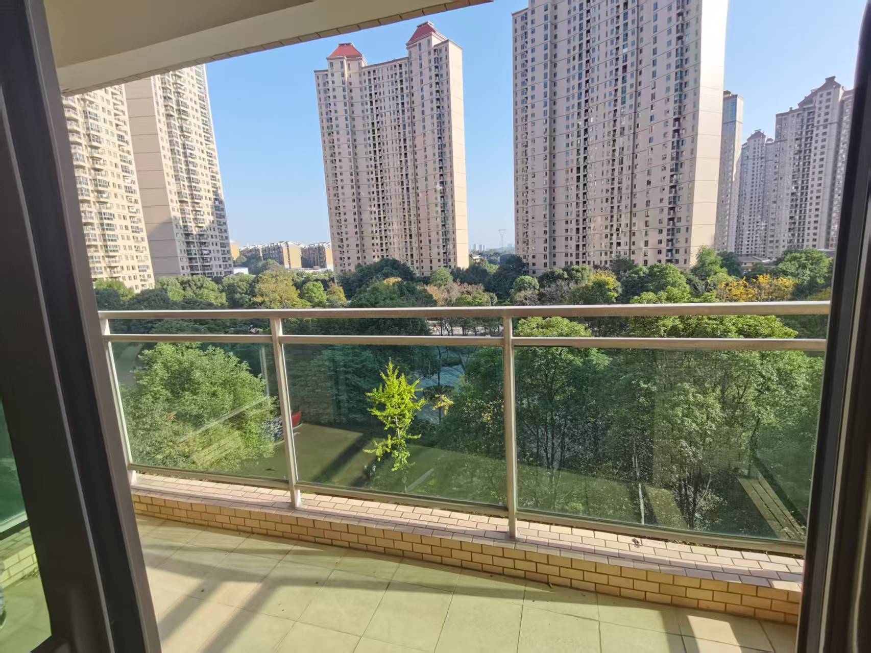 晋合湘水湾一期  3室2厅2卫    65.0万室内图