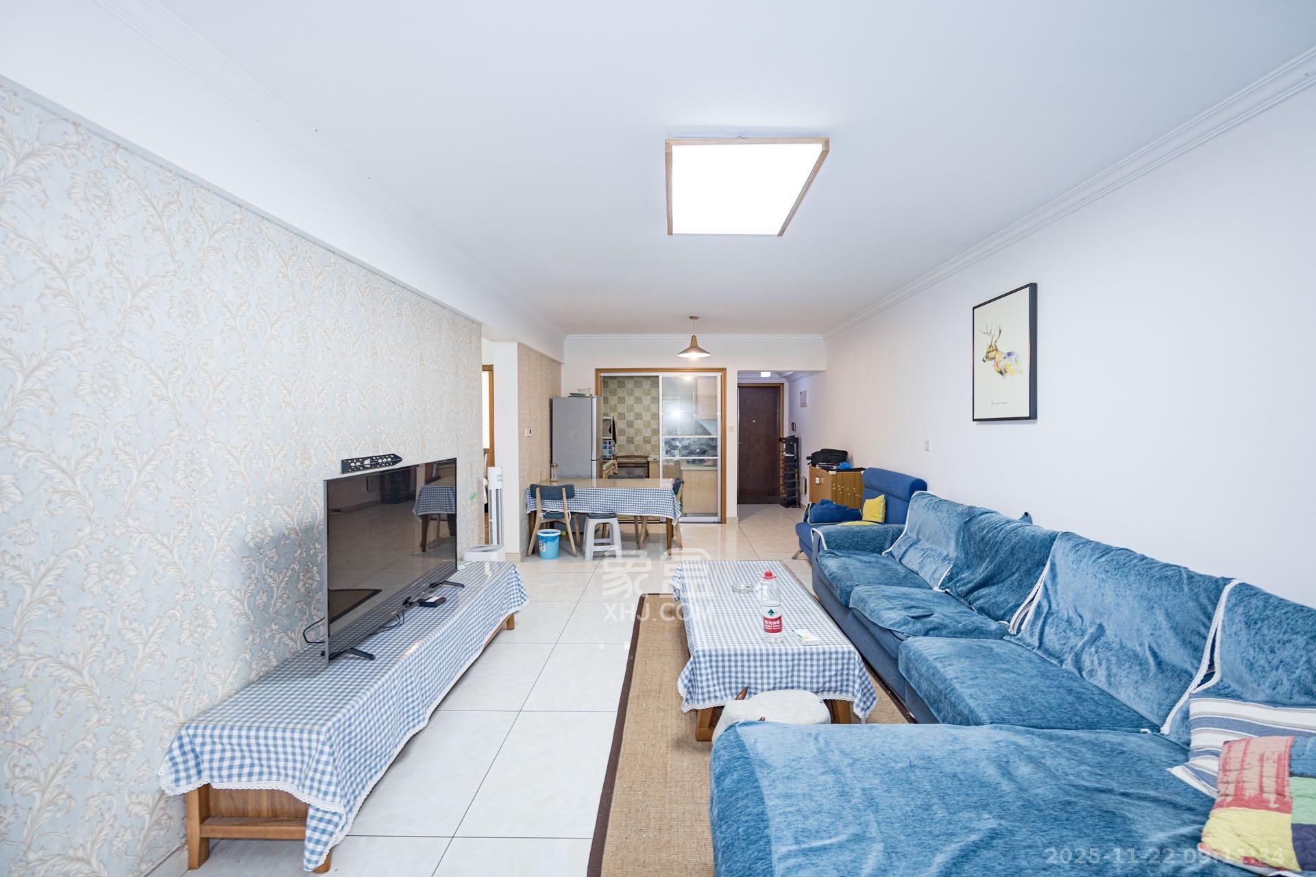 达美D6区  3室2厅1卫    2800.0元/月