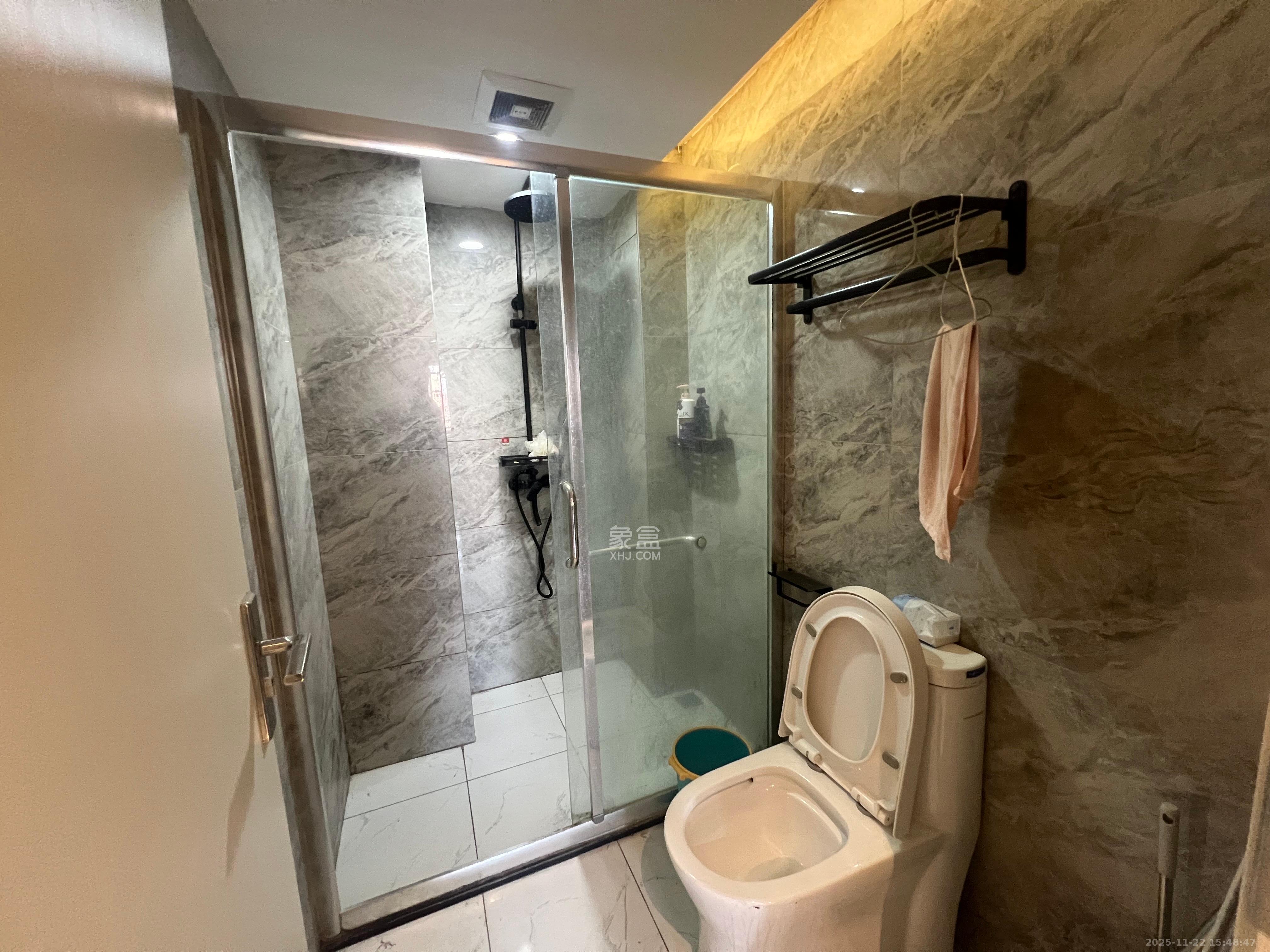 地质家园一、二期(地泰人民公馆) 1室1厅1卫 2000.0元/月 地质家园一、二期(地泰人民公馆) 1室1厅1卫 2000.0元/月室内图