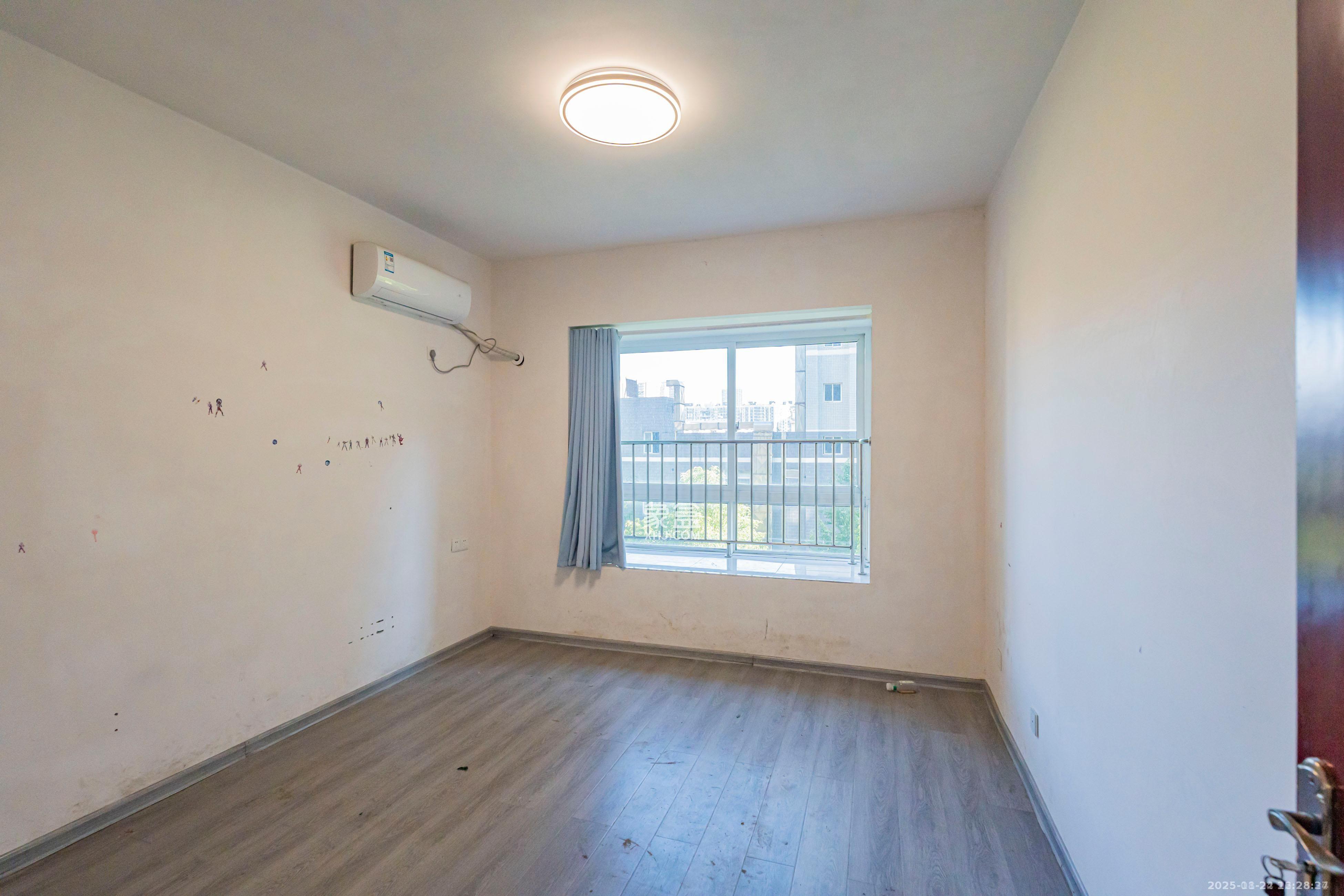 科大佳园北苑 3室2厅2卫 2800.0元/月 科大佳园北苑 3室2厅2卫 2800.0元/月室内图