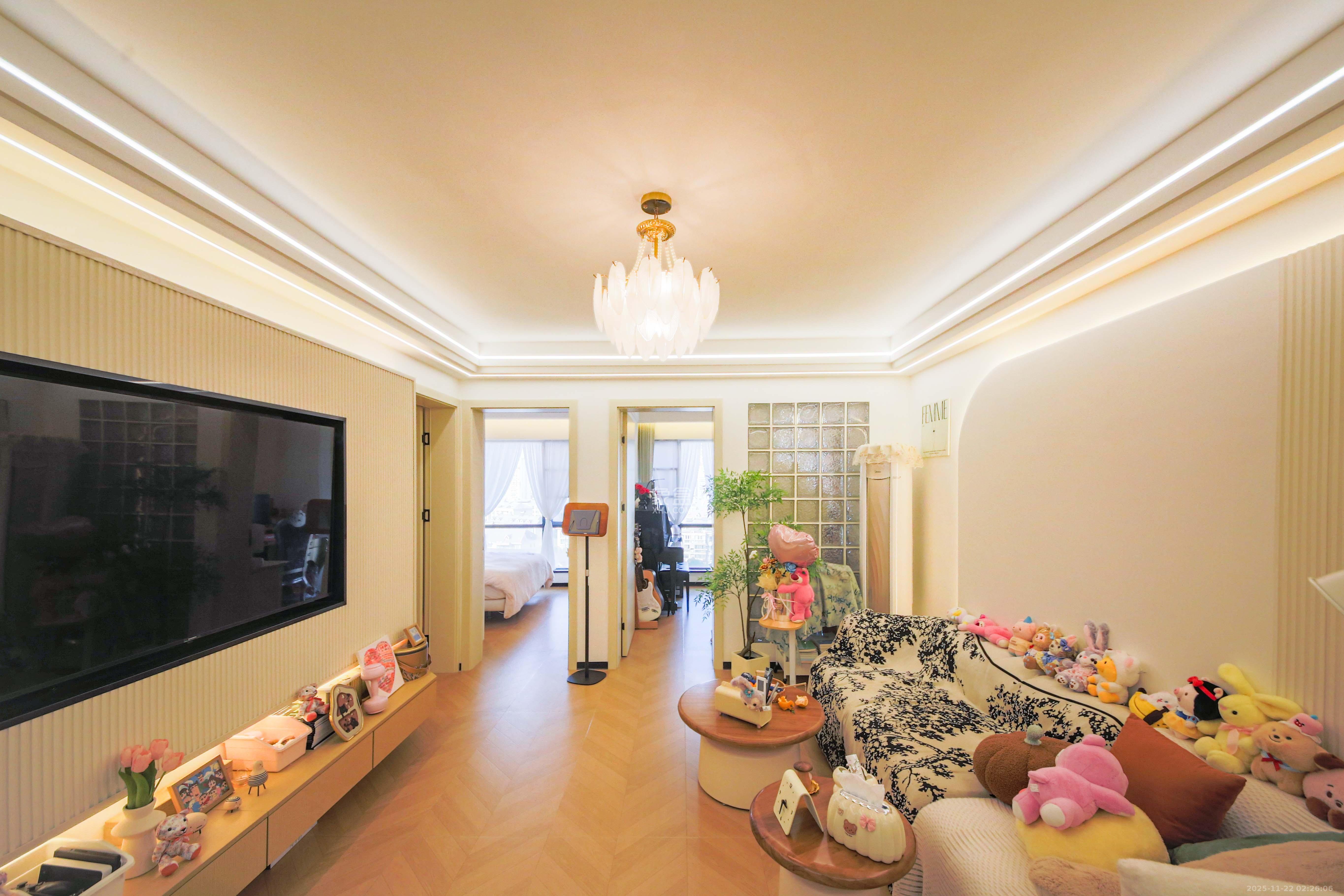 和庄  3室2厅1卫    78.8万客厅